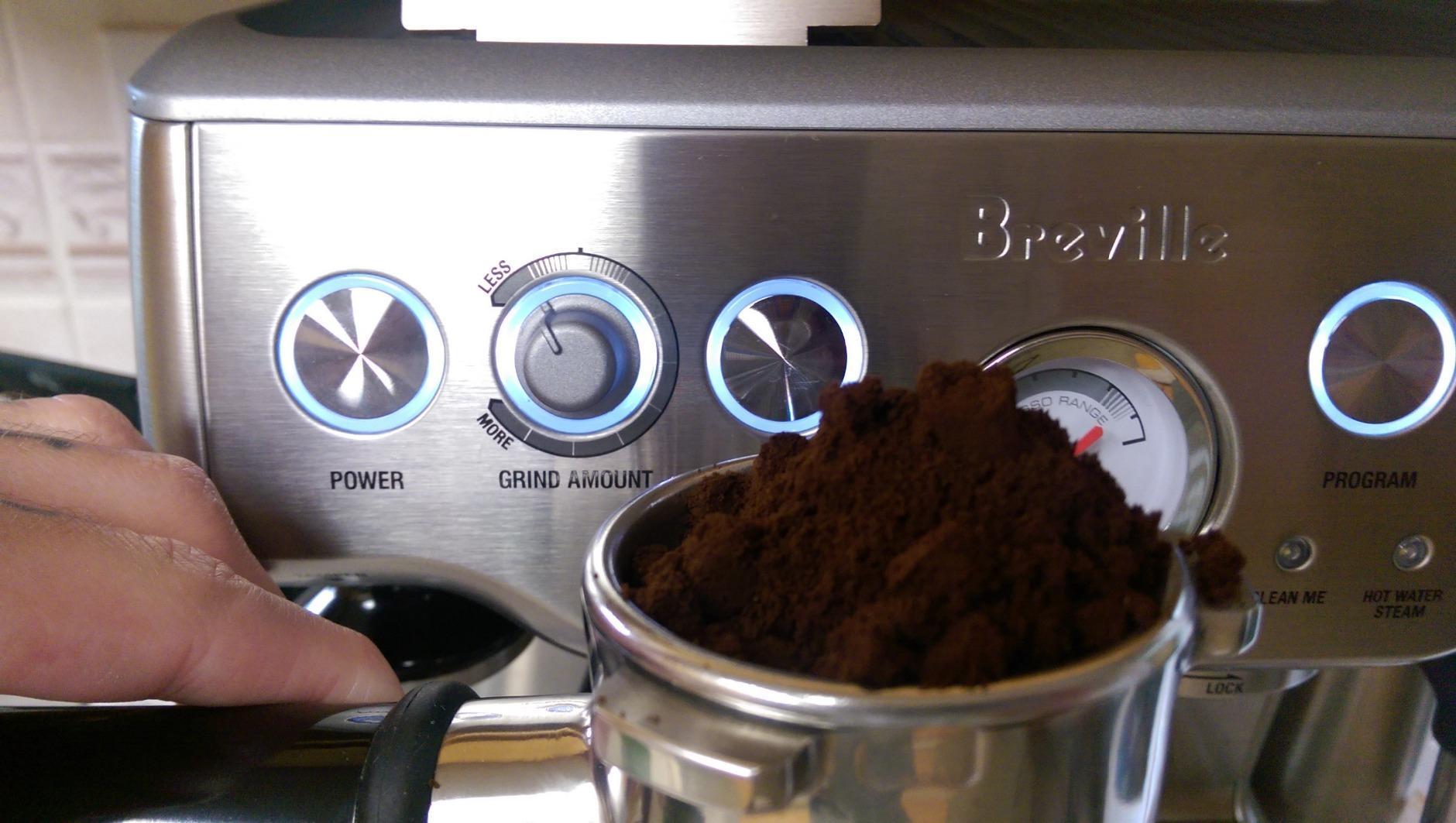 Breville Barista Express Espresso Machine BES870XL, Brushed Stainless Steel Customer Review Breville Barista Express Espresso Machine BES870XL, Brushed Stainless Steel - Customer Photo 2