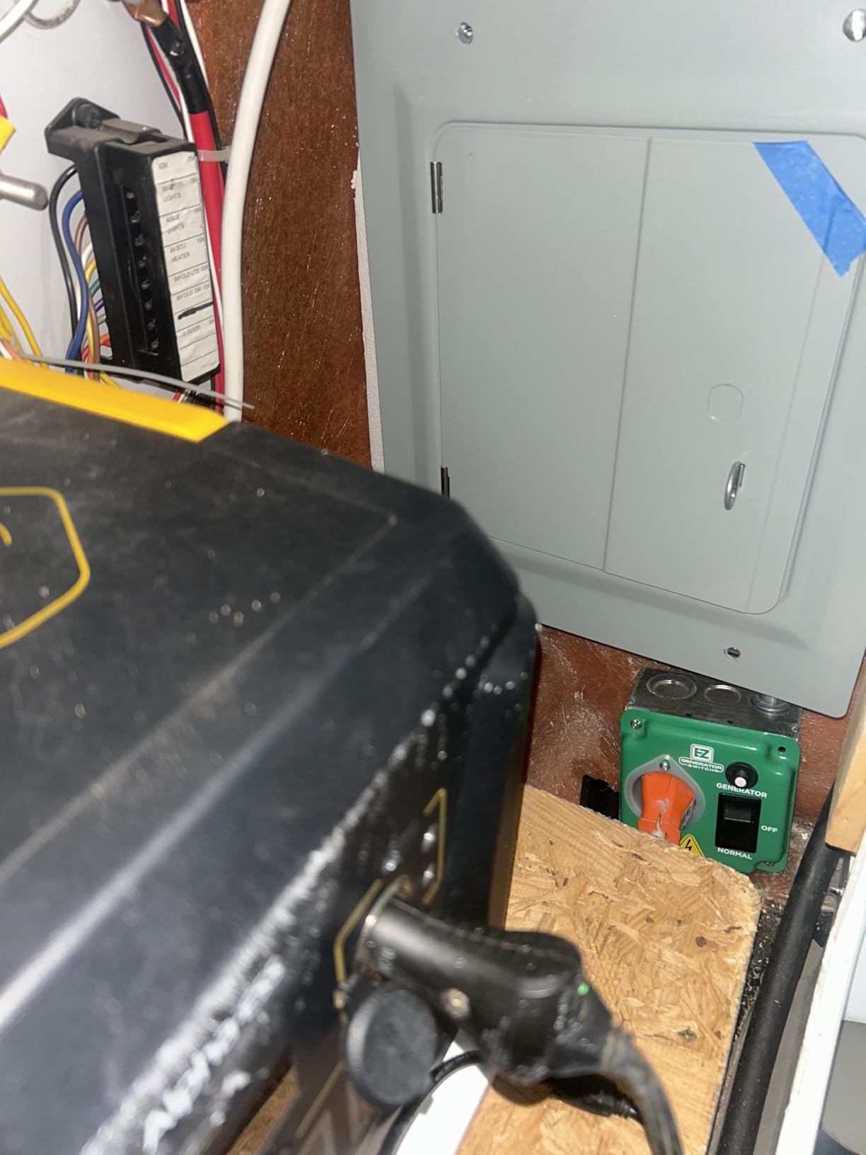 The Original, Patented, UL/CSA Approved Manual Transfer Switch Customer Review The Original, Patented, UL/CSA Approved Manual Transfer Switch - Customer Photo 1