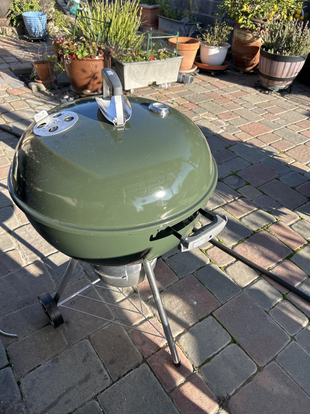 Weber Original Kettle Premium Charcoal Grill, 22-Inch, Black - Outdoor BBQ Grill with Built-In Thermometer, Heat Control Dampers & One-Touch Cleaning System customer photo 2