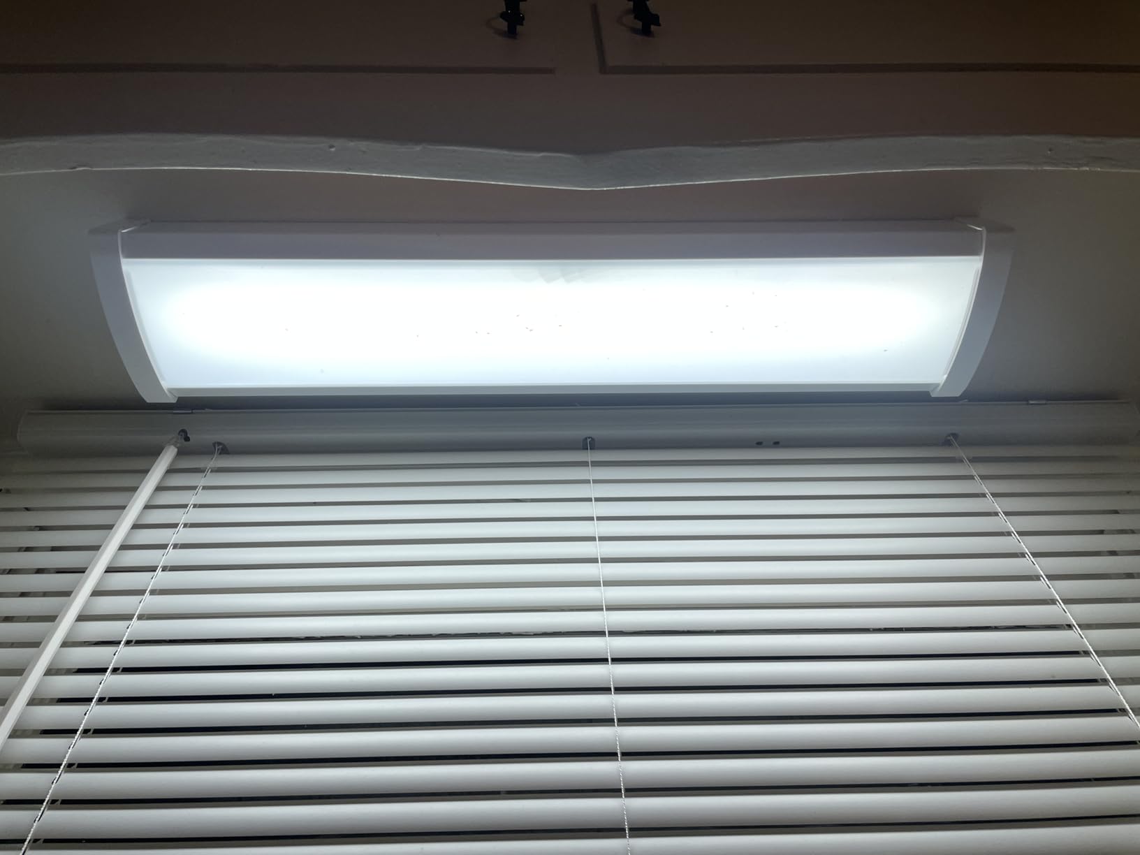 Lithonia Lighting 2 Foot LED Light Fixture, Low-Profile LED Wraparound Flush Mount Ceiling Light, 4000K Cool White, 120V, 24-Inch (FMLWL 24 840) customer photo 2