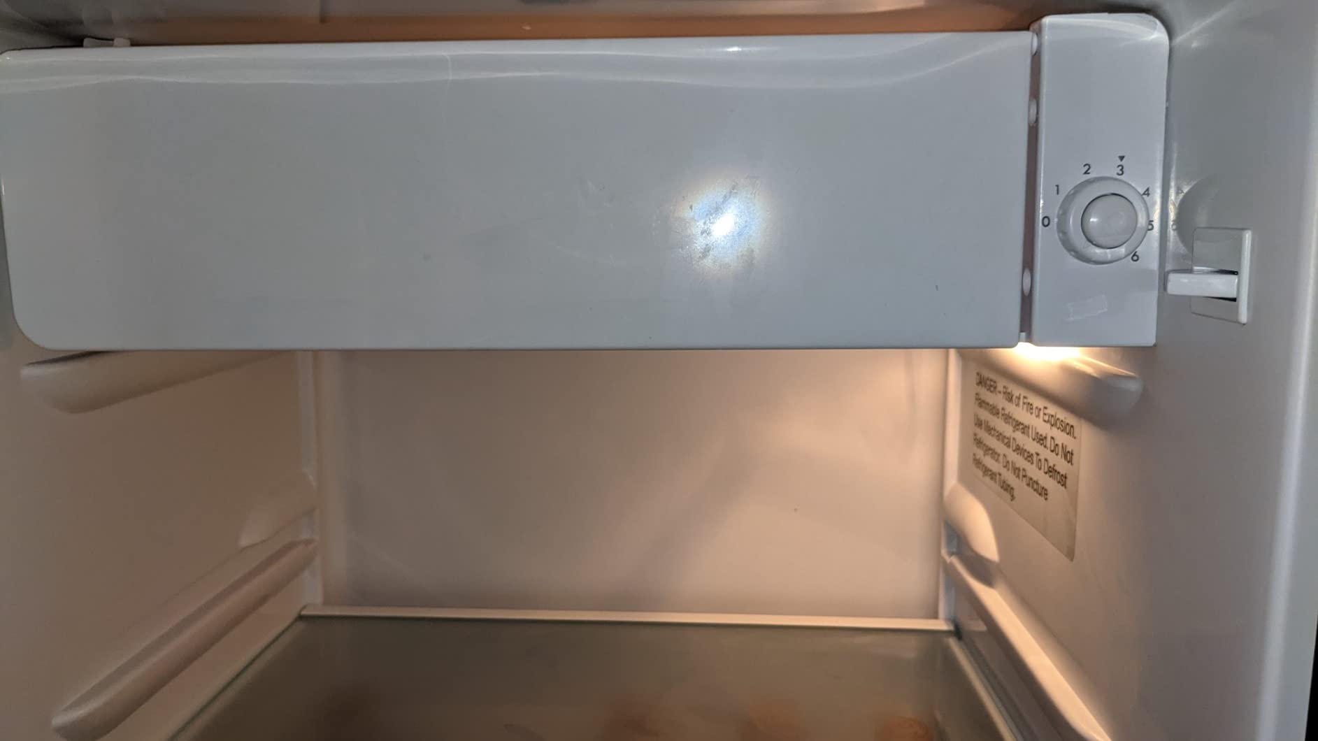 RCA RFR321-B-Black-COM RFR321 Single Mini Refrigerator-Freezer Compartment-Adjustable Thermostat Control-Reversible Doors-Ideal for Dorm, Office, RV, Garage, Apartment-Black Cubic Feet, 3.2 CU.FT - Customer Photo 2