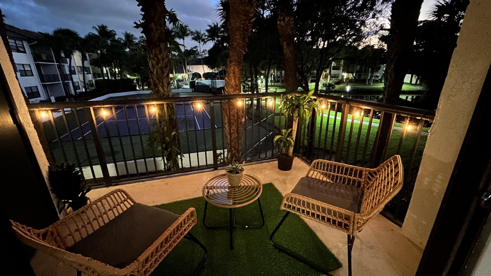 Brightown Outdoor String Lights 29 Feet G40 LED Patio Lights, Plug-in, 13 Plastic Edison Bulbs(1 Spare), Waterproof Connectable Hanging Light for Backyard Porch Balcony Party Decor, E12 Base, Black customer photo 2
