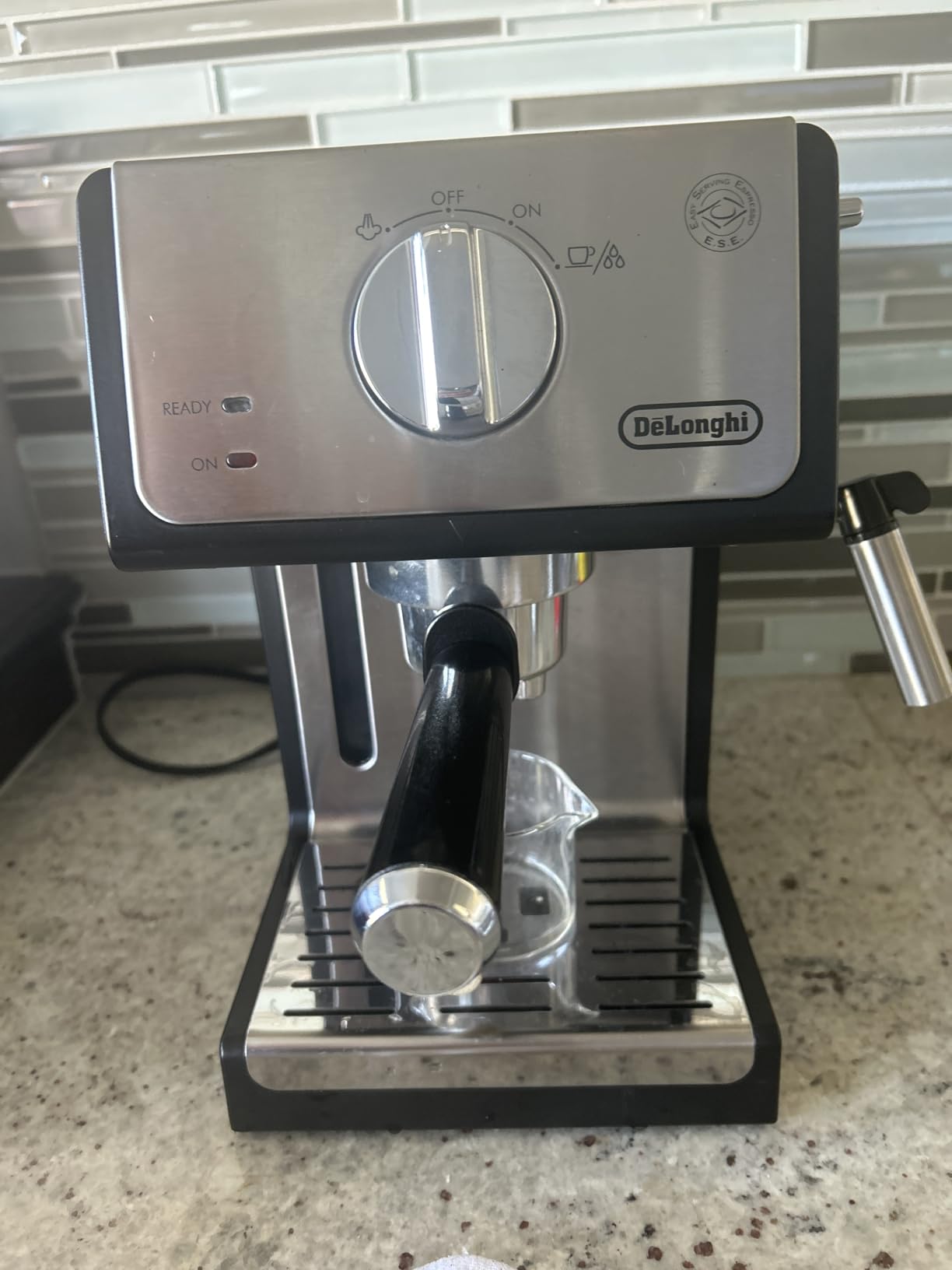 De'Longhi 15-Bar Pump Espresso Machine with Milk Frother & Temperature Control - Compact Home Barista Coffee Maker for Espresso, Latte, Cappuccino & Iced Coffee, Easy to Clean Design Customer Review De'Longhi 15-Bar Pump Espresso Machine with Milk Frother & Temperature Control - Compact Home Barista Coffee Maker for Espresso, Latte, Cappuccino & Iced Coffee, Easy to Clean Design - Customer Photo 2