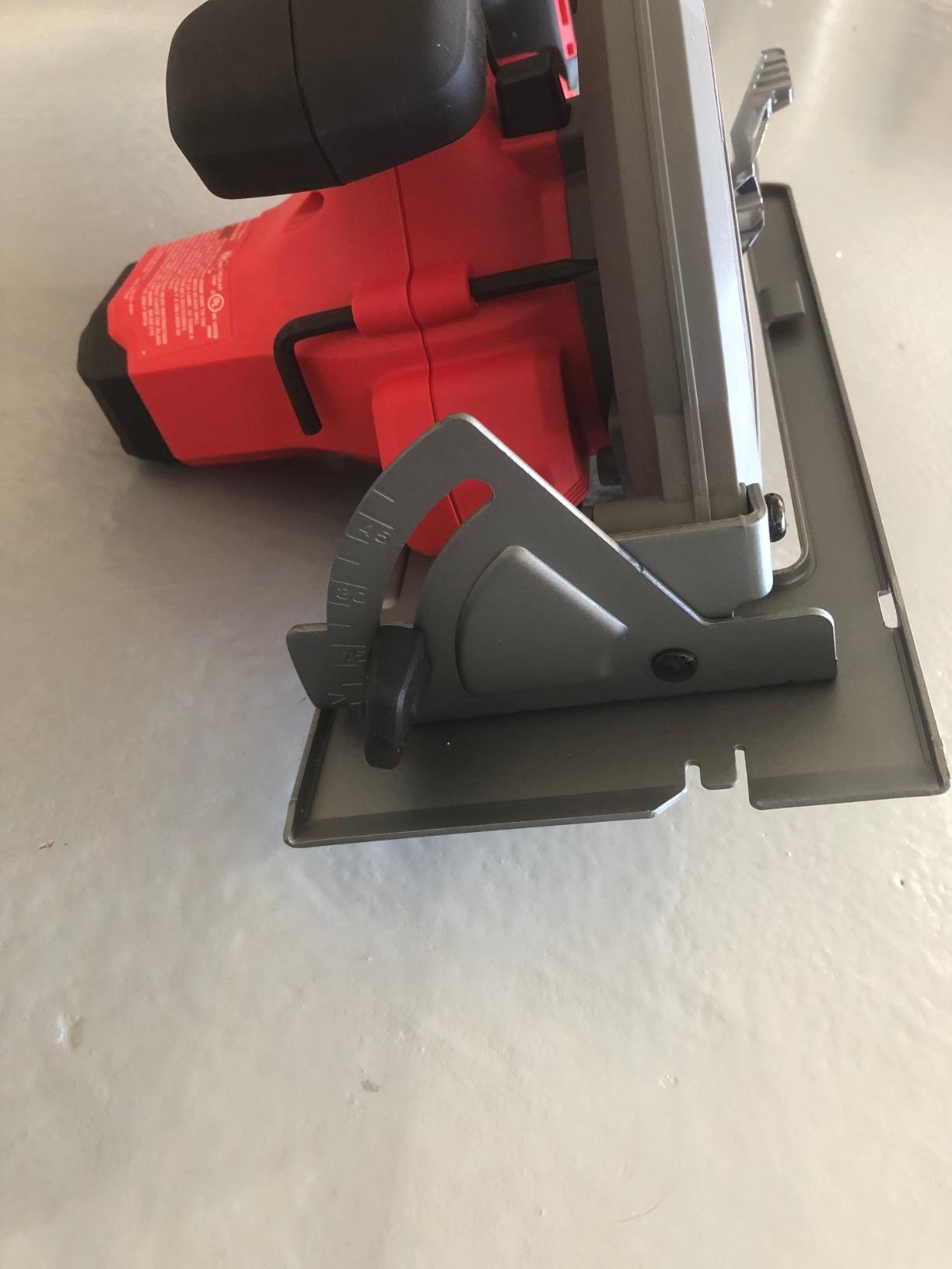 CRAFTSMAN V20 Cordless Circular Saw Kit, 6-1/2 inch, Battery and Charger Included (CMCS500M1) Customer Review CRAFTSMAN V20 Cordless Circular Saw Kit, 6-1/2 inch, Battery and Charger Included (CMCS500M1) - Customer Photo 2
