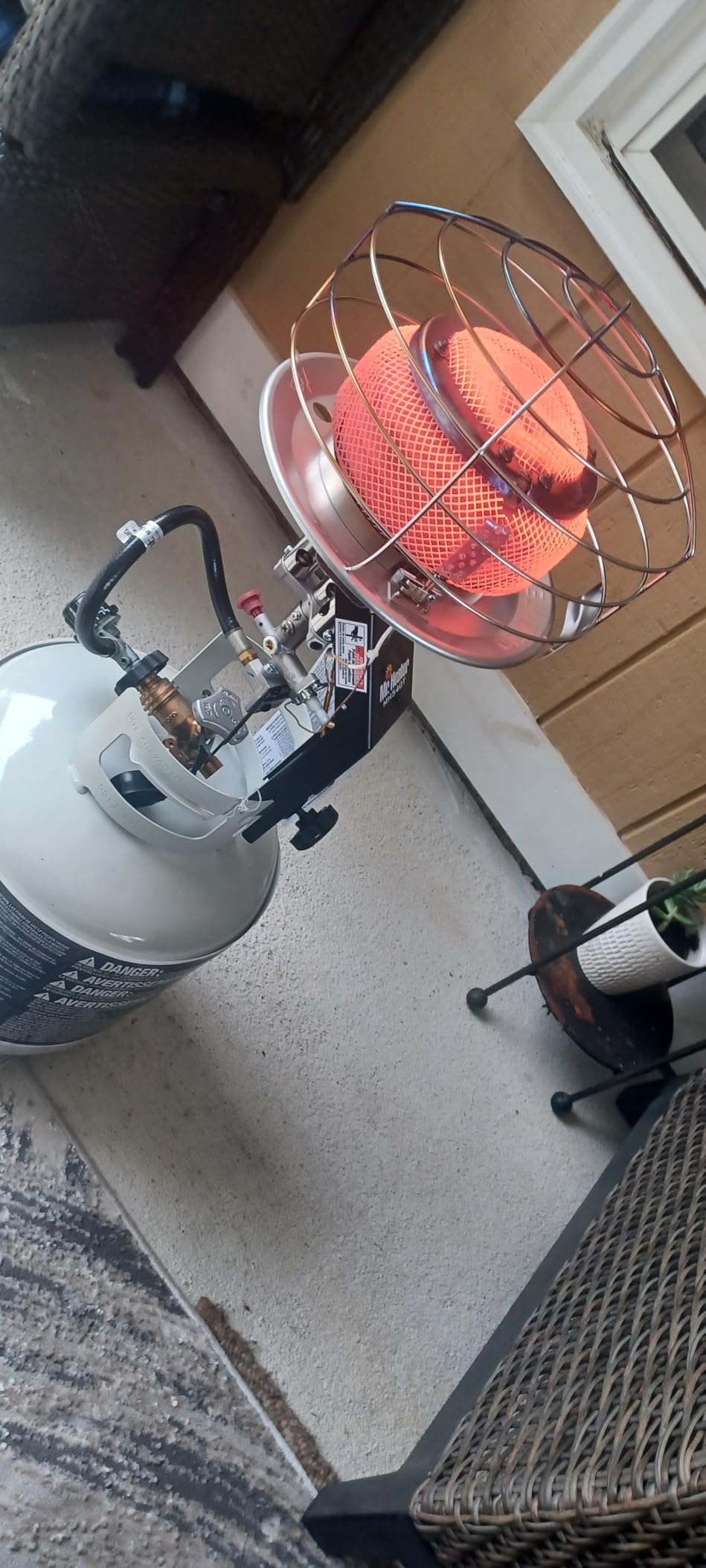 Original 540-Degree 45,000 BTU Tank Top Radiant Propane Heater Customer Review Original 540-Degree 45,000 BTU Tank Top Radiant Propane Heater - Customer Photo 5