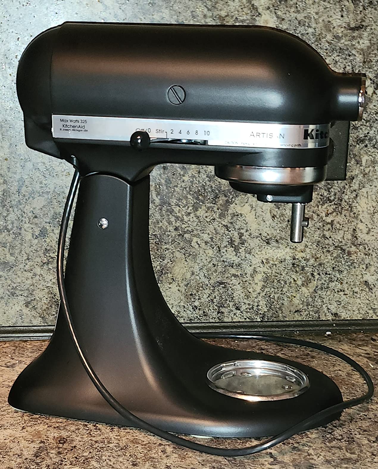 KitchenAid Artisan Series 5 Quart Tilt Head Stand Mixer with Pouring Shield KSM150PS, Matte Black Customer Review KitchenAid Artisan Series 5 Quart Tilt Head Stand Mixer with Pouring Shield KSM150PS, Matte Black - Customer Photo 5