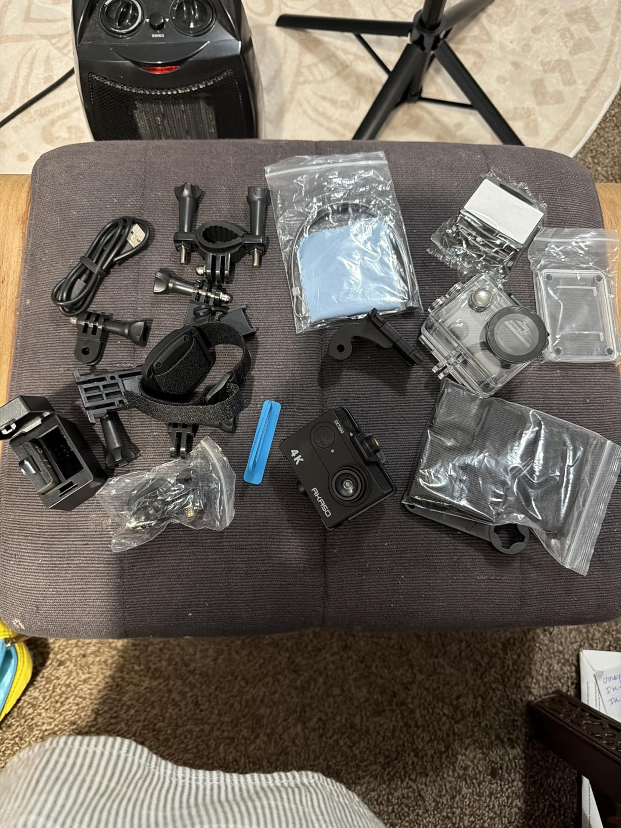 AKASO EK7000 4K30FPS 20MP WiFi Action Camera with EIS - Ultra HD 131FT Waterproof Underwater Camera with Remote Control, 4X Zoom, Support External Microphone - Customer Photo 2