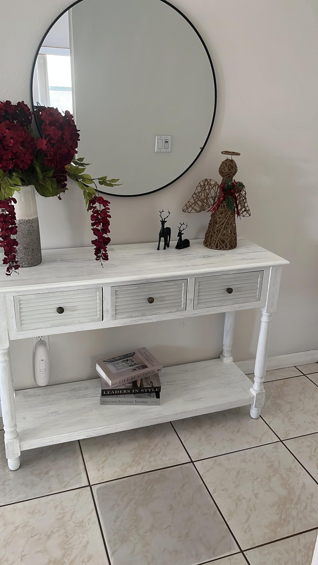 Rust-Oleum Linen White Chalked All-in-One Ultra Matte Spray Paint | One Coat Coverage | No Primer, Sanding, Or Topcoat Needed | Easy Spray Application | Made in USA | 12 OZ Customer Review Rust-Oleum Linen White Chalked All-in-One Ultra Matte Spray Paint | One Coat Coverage | No Primer, Sanding, Or Topcoat Needed | Easy Spray Application | Made in USA | 12 OZ - Customer Photo 1