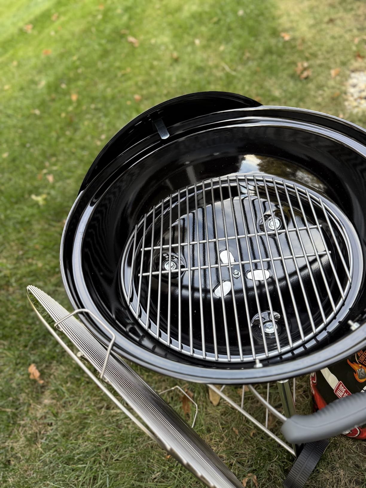 Weber Jumbo Joe Premium Charcoal Grill, 22‑Inch, Black - Portable Outdoor BBQ Grill with Durable Plated Steel Grates, Porcelain‑Enameled Bowl & Precision Airflow Control customer photo 1