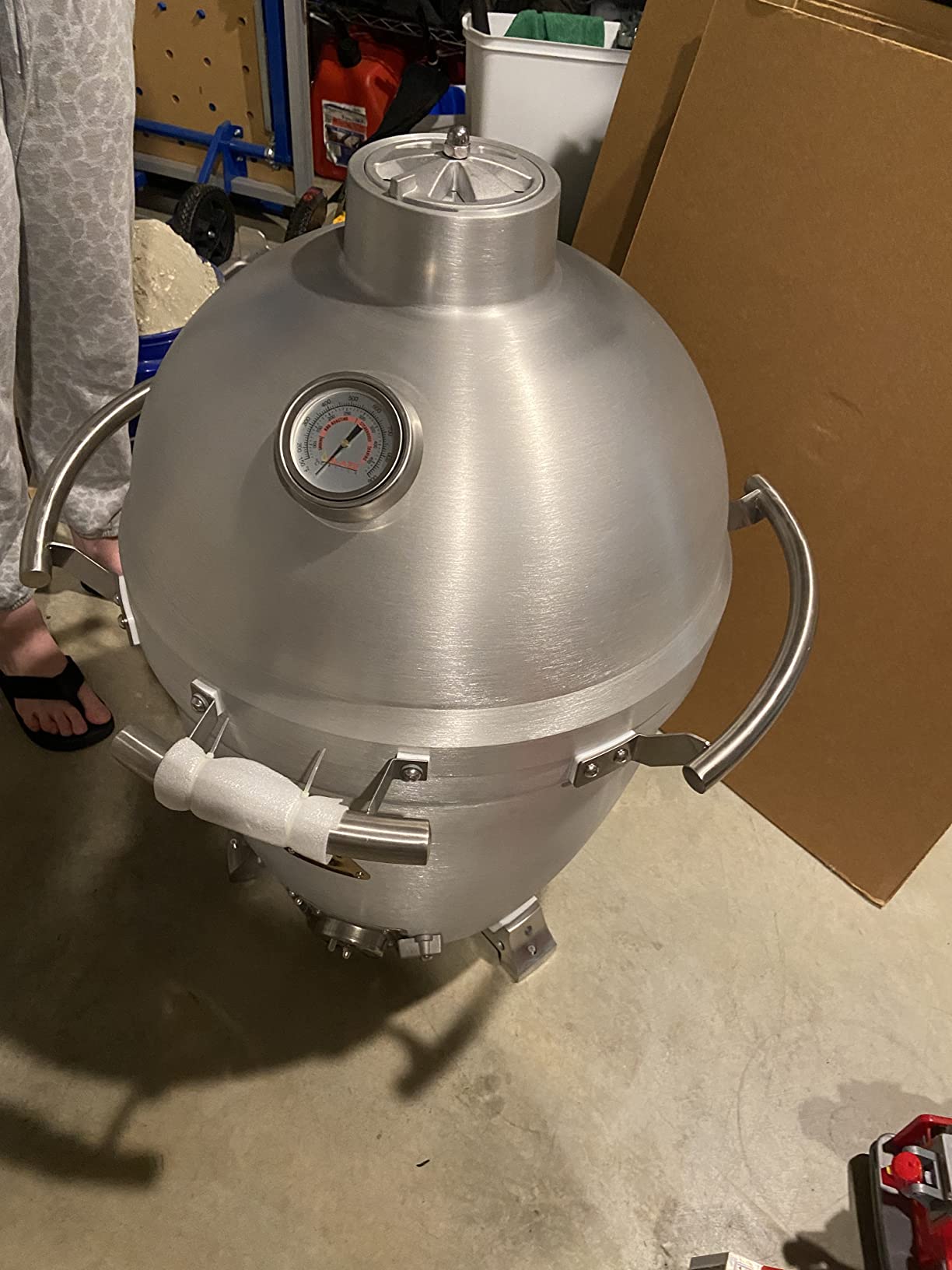 Blaze 20-Inch Cast Aluminum Kamado Grill | Heavy-Duty 1-inch Cast Aluminum Body | 20-inch Hex Stainless Grates | Tongue-and-Groove Seal | BLZ-20-KAMADO customer photo 2