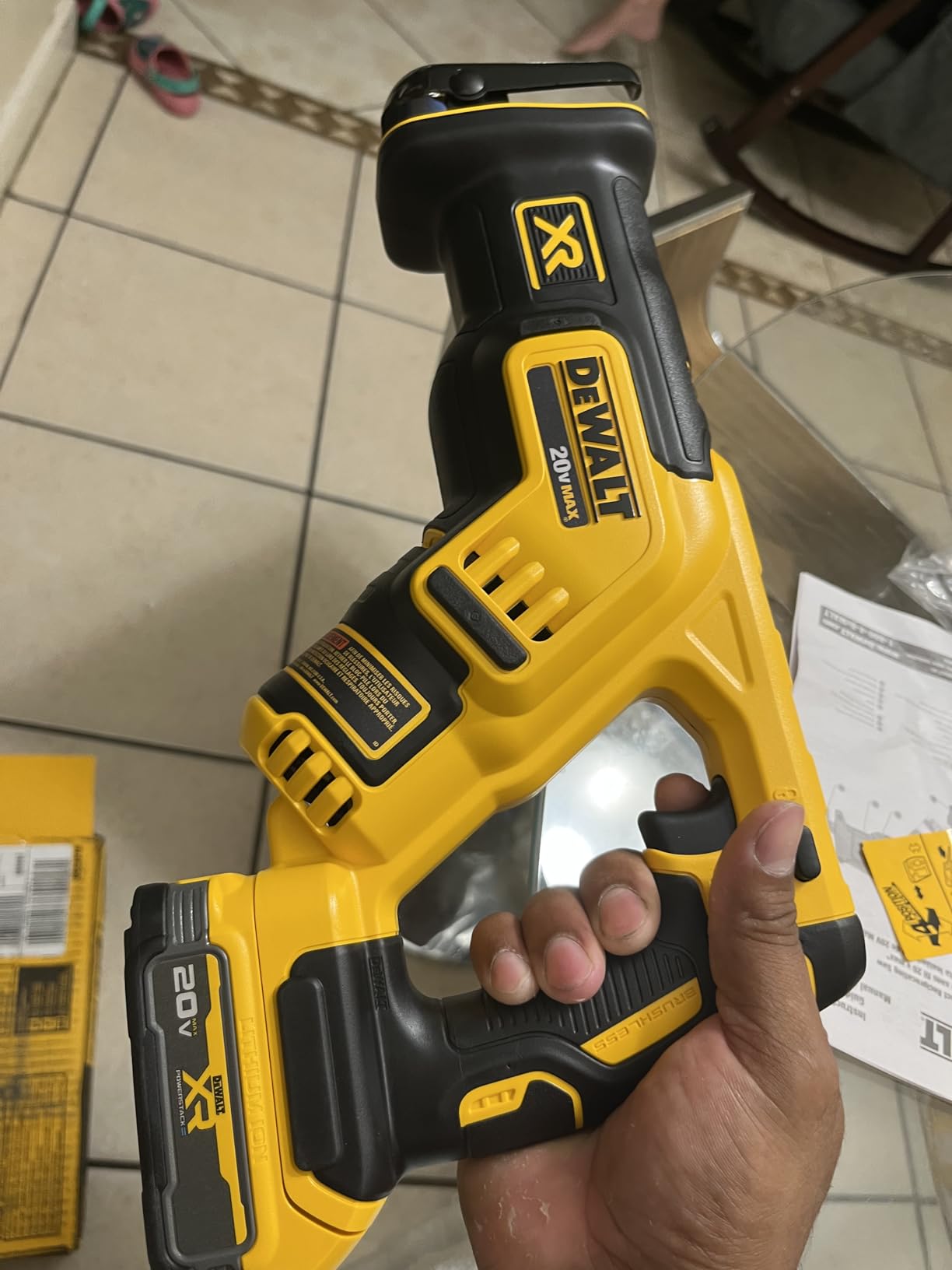 DEWALT 20V MAX XR Reciprocating Saw Cordless, Brushless, Compact, Variable Speed, Pivoting Head, LED Light, Tool Only (DCS367B) customer photo 2