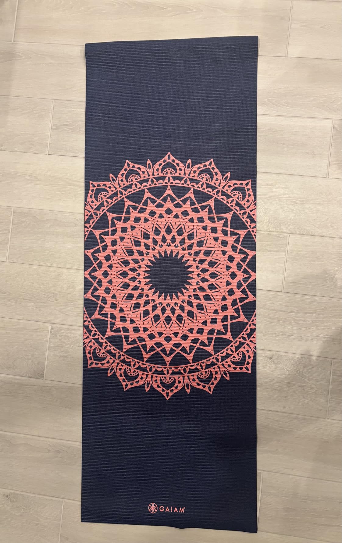Gaiam Print Yoga Mat, Non Slip Exercise & Fitness Mat for All Types of Yoga, Pilates & Floor Exercises Customer Review Gaiam Print Yoga Mat, Non Slip Exercise & Fitness Mat for All Types of Yoga, Pilates & Floor Exercises - Customer Photo 1