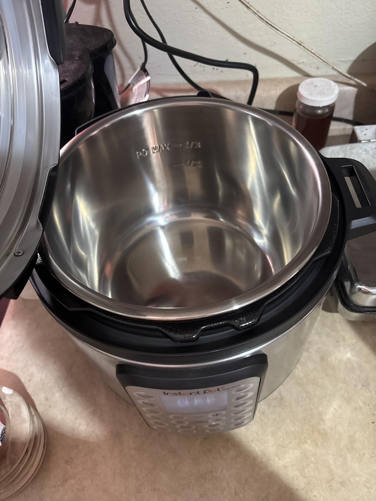Instant Pot Duo Plus 9-in-1 Multicooker, Pressure Cooker, Slow Cook, Rice Maker, Steamer, Sauté, Yogurt, Warmer & Sterilizer, Includes App With Over 800 Recipes, Stainless Steel, 6 Quarts - Customer Photo 4