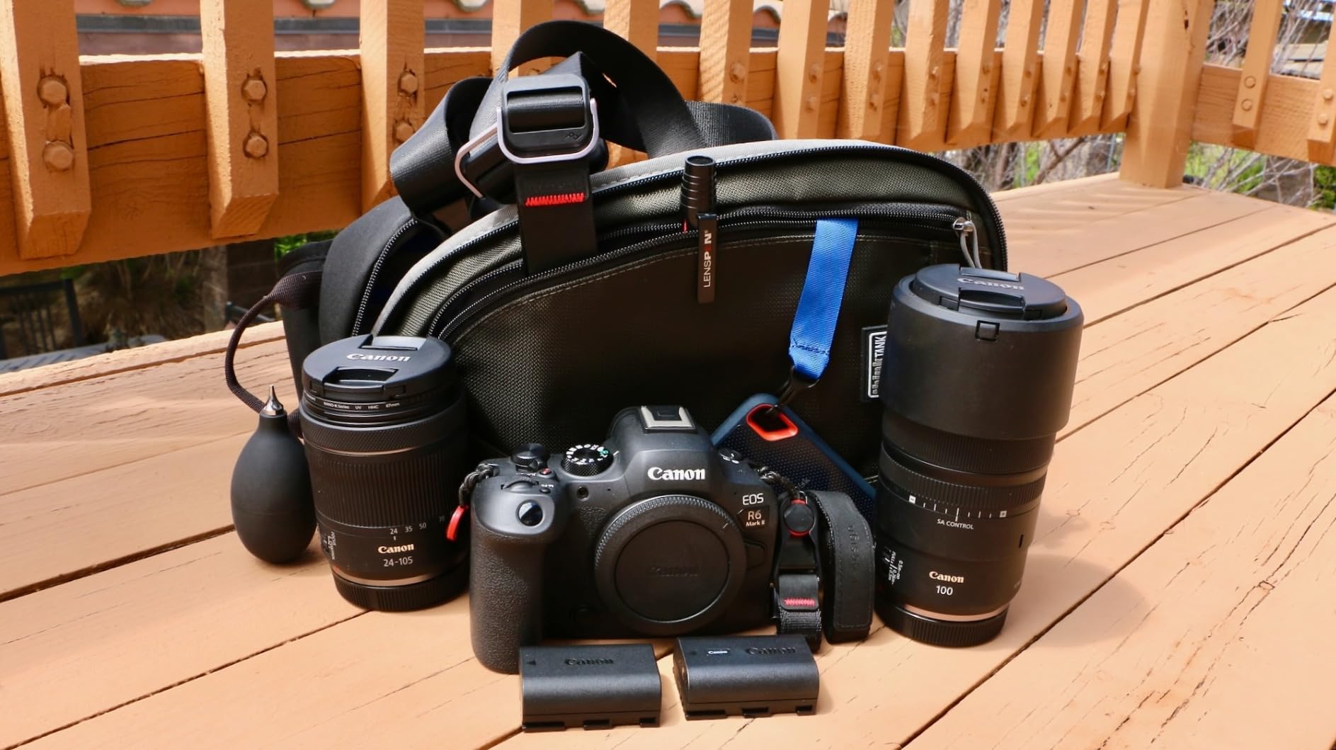 Think Tank TurnStyle 10 V2.0 Sling Bag for DSLR and Mirrorless Camera - Charcoal - Customer Photo 1