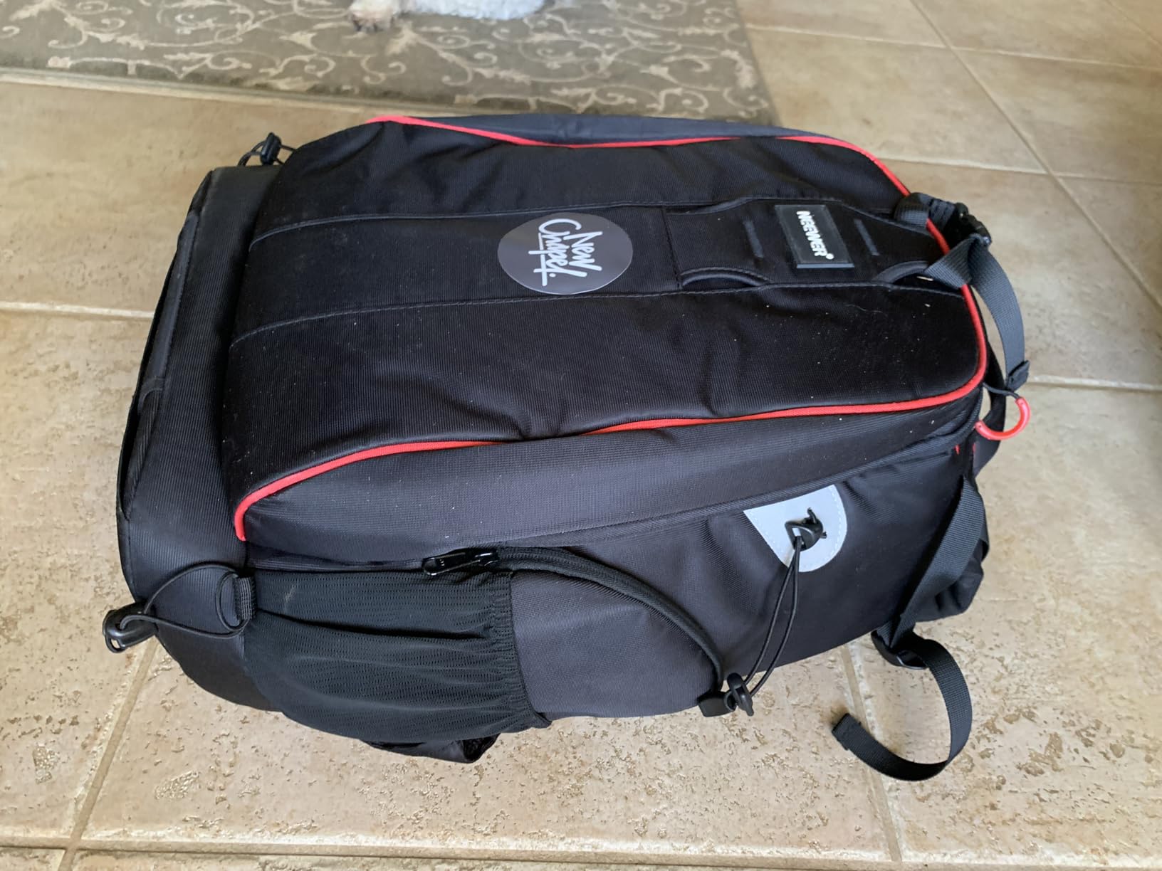 Neewer 2-in-1 Convertible Wheeled Camera Backpack, Rolling Luggage Case with Telescopic Handle and Anti-Shock Dividers for DSLR Cameras, Lenses, Hoods, Strobes, Tripod, and Other Accessories - Customer Photo 1