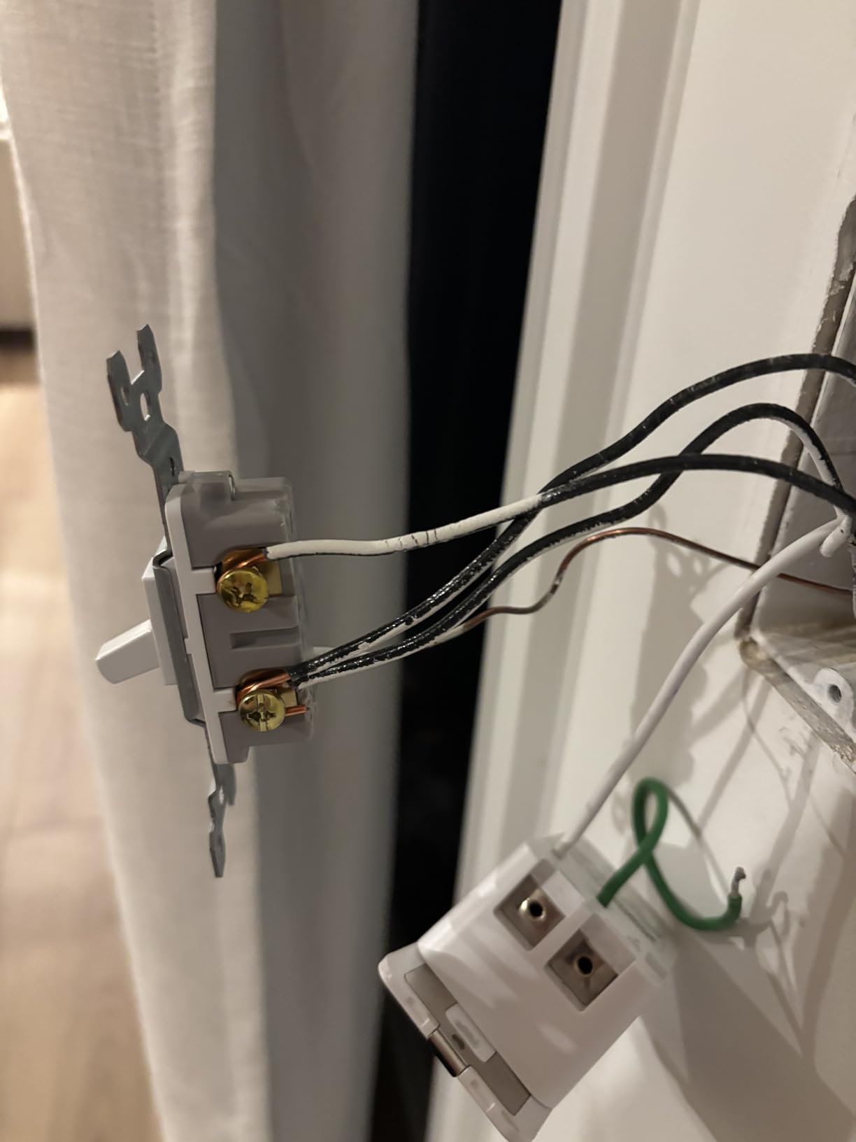 Kasa Smart 3 Way Switch HS210 KIT, Needs Neutral Wire, 2.4GHz Wi-Fi Light Switch works with Alexa and Google Home, UL Certified, No Hub Required, White, 2 Count (Pack of 1) customer photo 1