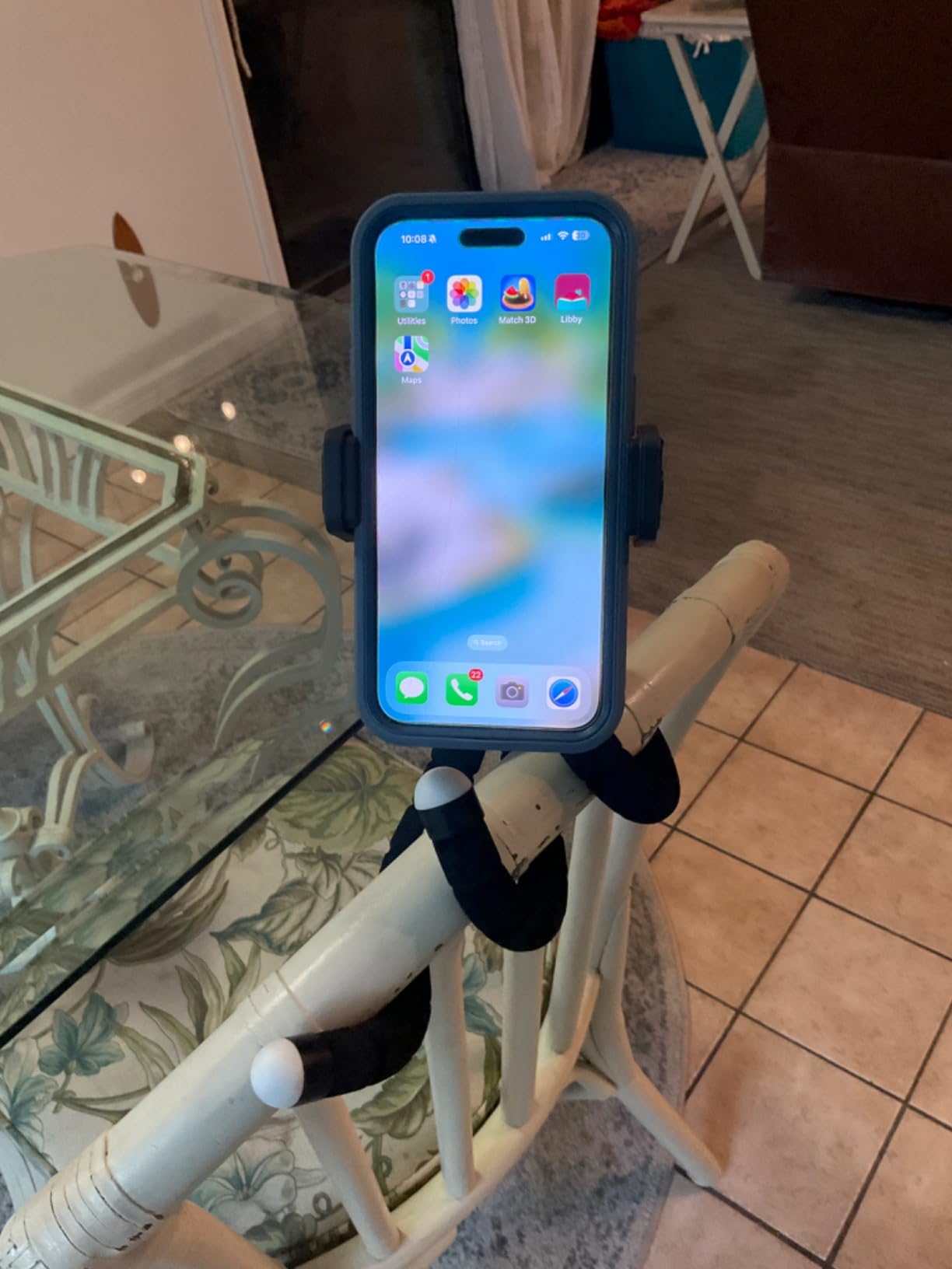 UBeesize Phone Tripod Pro S, Flexible Desk Stand with Wireless Remote, Mini Holder for Camera and GoPro - Customer Photo 2