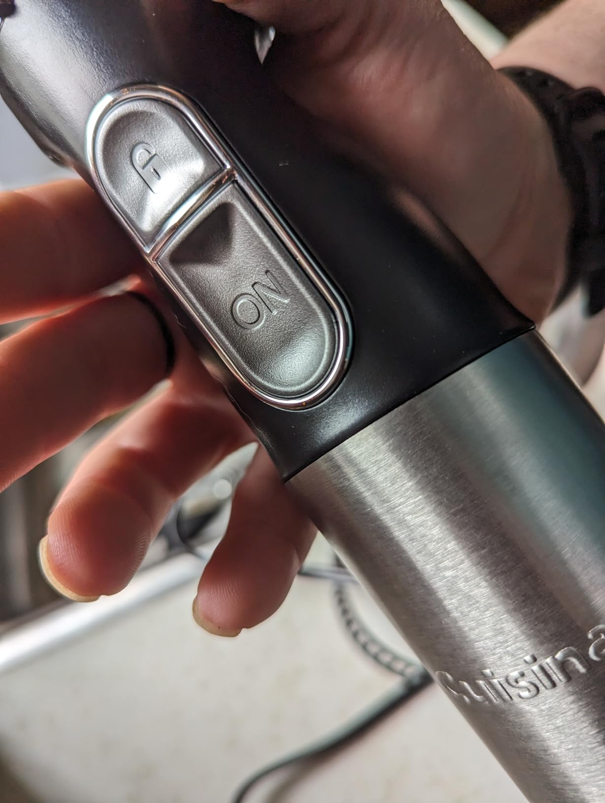 Cuisinart Smart Stick Two-Speed Hand Blender, Powerful Immersion Blender with 300-Watt Motor Blends Shakes, Smoothies, Puree, Baby Food, Soups & Sauces, CSB-175P1, White Customer Review Cuisinart Smart Stick Two-Speed Hand Blender, Powerful Immersion Blender with 300-Watt Motor Blends Shakes, Smoothies, Puree, Baby Food, Soups & Sauces, CSB-175P1, White - Customer Photo 2