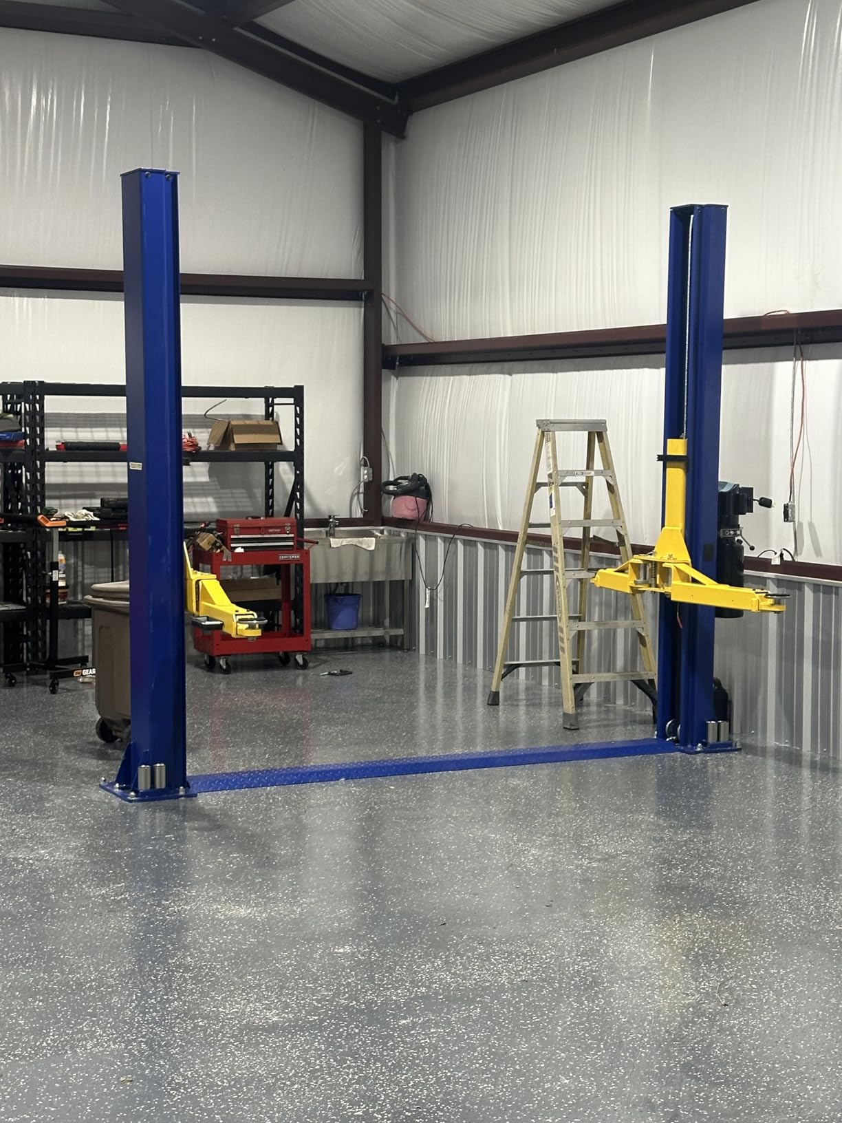 APlusLift HW-10KOH-A 10000LB Two Post Overhead Clear Floor Car Lift/Industry Leading 3 Year Warranty Customer Review APlusLift HW-10KOH-A 10000LB Two Post Overhead Clear Floor Car Lift/Industry Leading 3 Year Warranty - Customer Photo 1