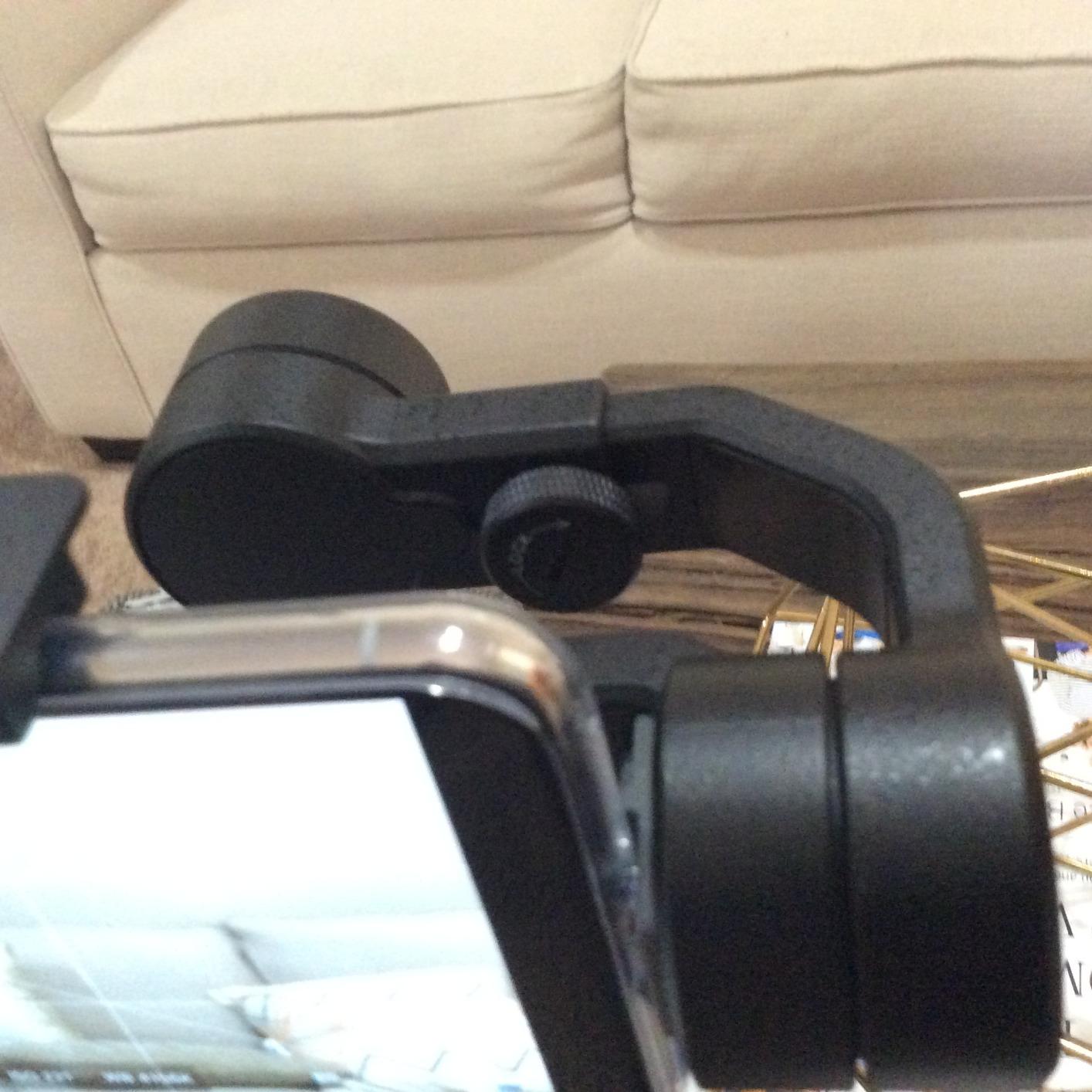 Zhiyun Smooth 4 Gimbal Stabilizer for Smartphone iPhone Android Cell Phone 3-Axis Handheld Gimbal for Vlogging YouTube Vlog TikTok Instagram Live Video Kit Support Cellphone 210g MAX Customer Review Zhiyun Smooth 4 Gimbal Stabilizer for Smartphone iPhone Android Cell Phone 3-Axis Handheld Gimbal for Vlogging YouTube Vlog TikTok Instagram Live Video Kit Support Cellphone 210g MAX - Customer Photo 1