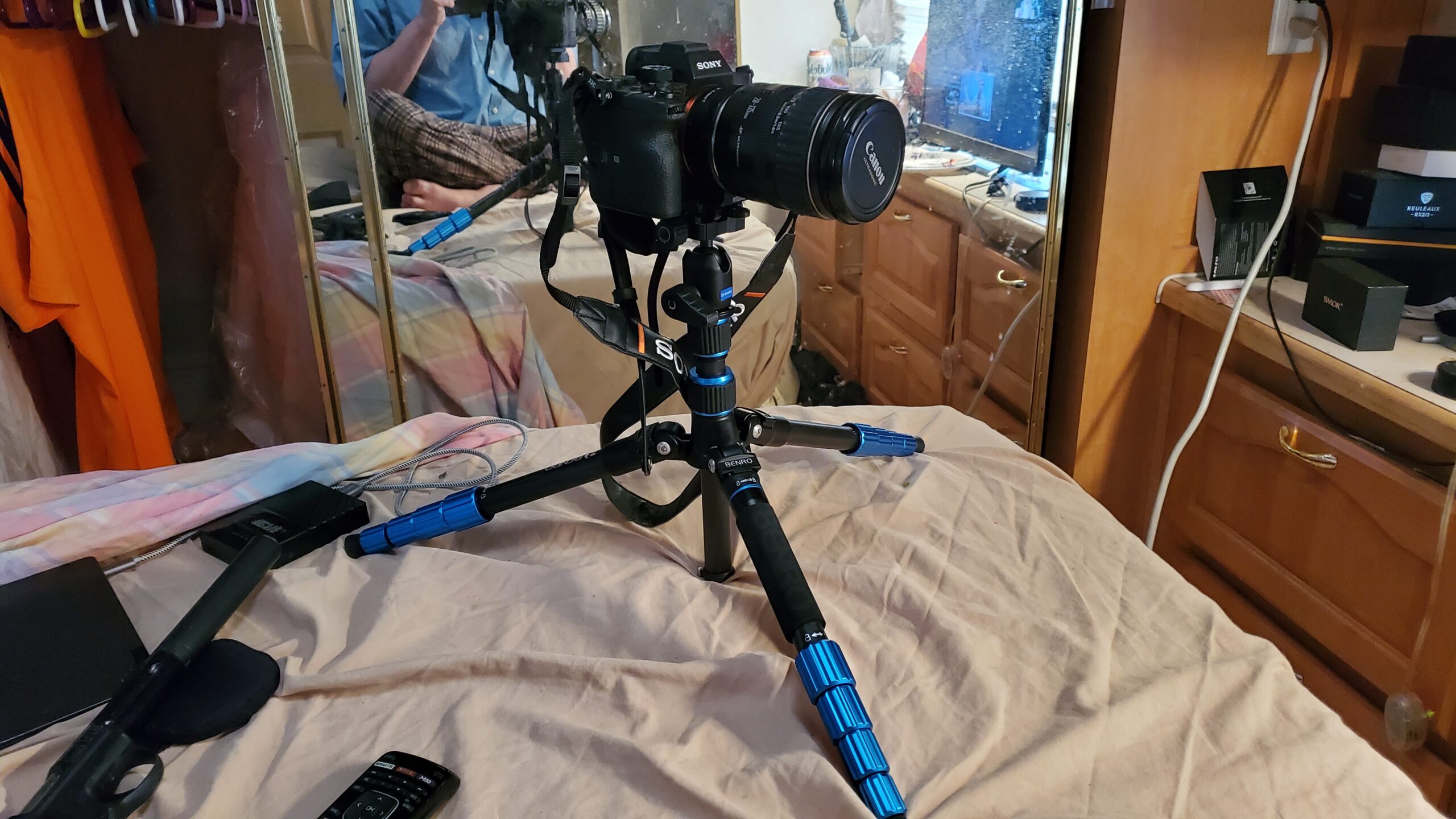 Benro Slim Travel FSL09CN00 Carbon Fiber Tripod Kit – Lightweight 5-Section Tripod with N00 Ball Head, Arca-Swiss Plate, Reverse Folding Legs & Case for DSLR & Mirrorless Cameras - Customer Photo 1