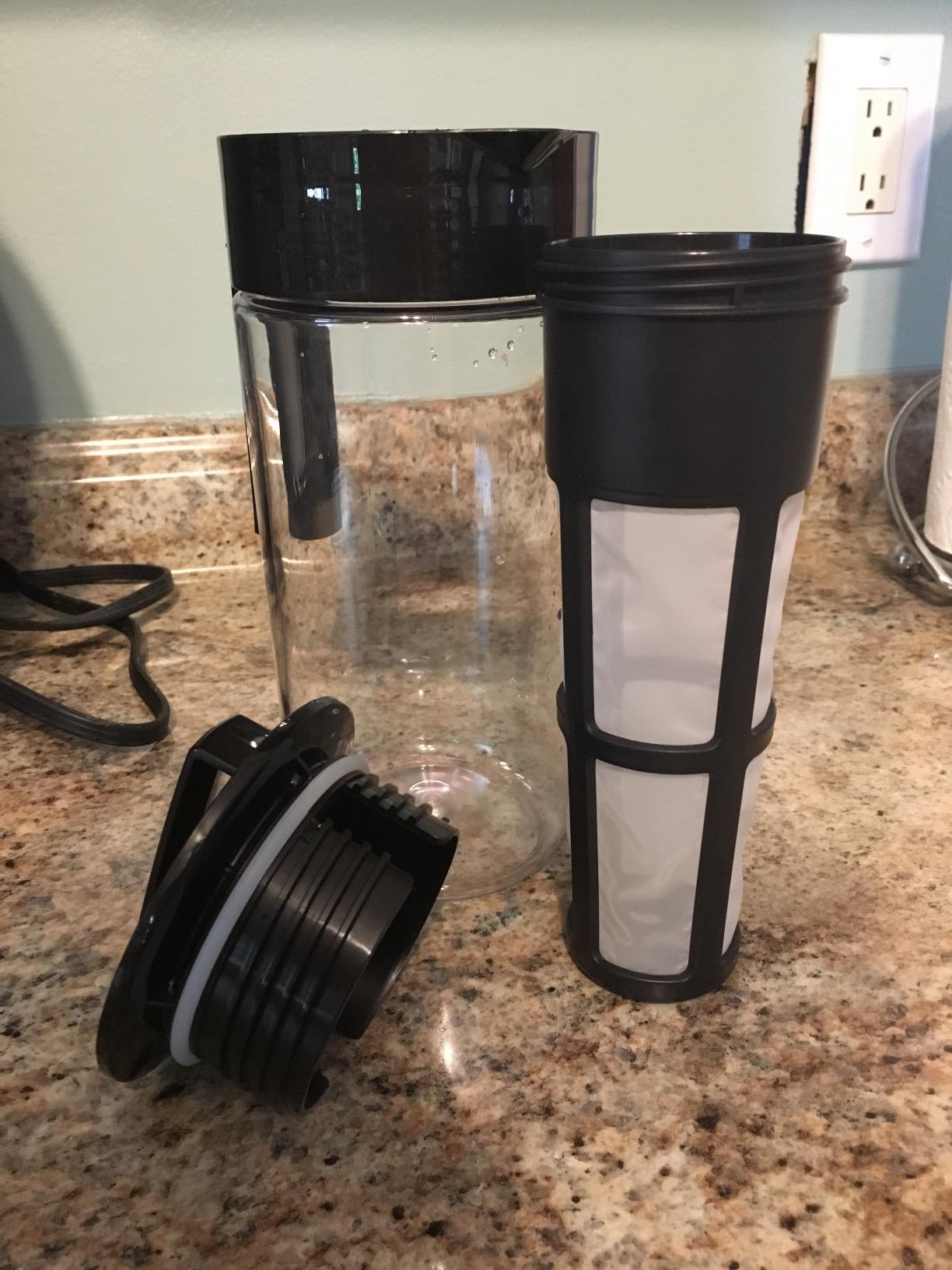 Takeya Tritan Cold Brew Coffee Maker - Airtight Pitcher with Leak-Free Lid - BPA-Free Cold Brew Maker with Silicone Handle - 2 Quart, Black customer photo 1