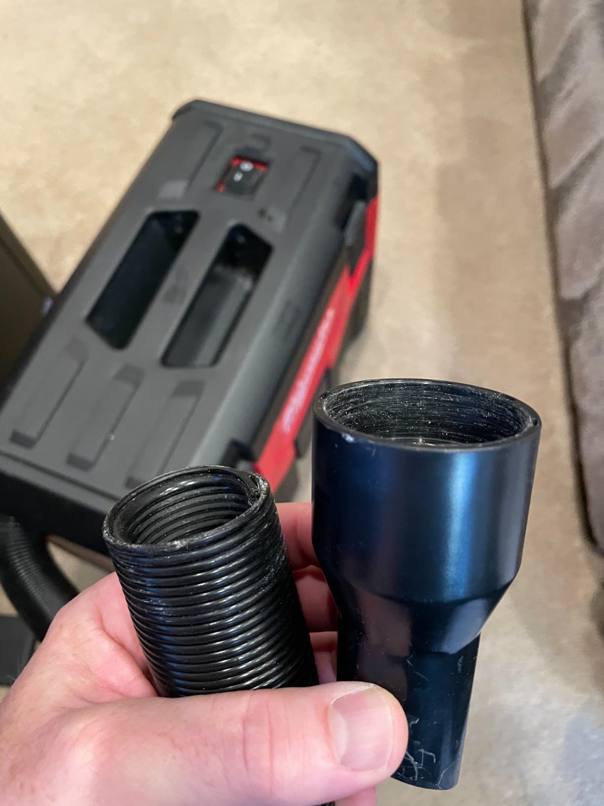 Milwaukee 0880-20 18V Cordless Lithium-Ion 2 Gallon Wet/Dry Vacuum (Bare Tool) Customer Review Milwaukee 0880-20 18V Cordless Lithium-Ion 2 Gallon Wet/Dry Vacuum (Bare Tool) - Customer Photo 1