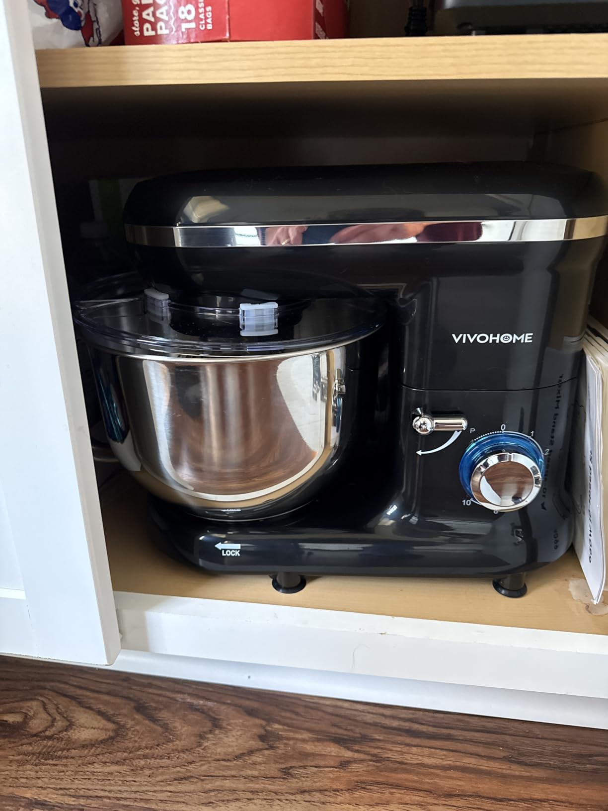 VIVOHOME Stand Mixer, 660W 10 Speed 6 Quart Tilt-Head Kitchen Electric Food Mixer with Beater, Dough Hook, Wire Whip and Egg Separator, Red Customer Review VIVOHOME Stand Mixer, 660W 10 Speed 6 Quart Tilt-Head Kitchen Electric Food Mixer with Beater, Dough Hook, Wire Whip and Egg Separator, Red - Customer Photo 1