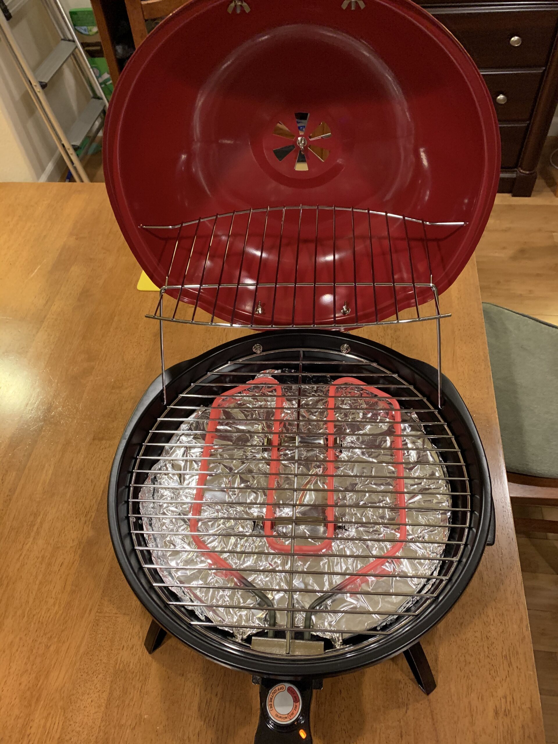 Electric BBQ Grill Techwood 15-Serving Indoor/Outdoor Electric Grill for Indoor & Outdoor Use, Double Layer Design, Portable Removable Stand Grill, 1600W (Countertop BBQ Grill) customer photo 1