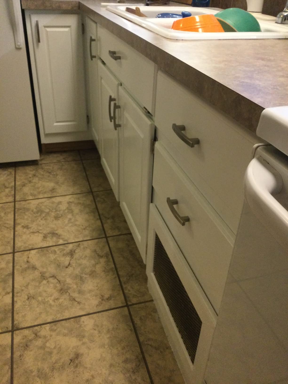 INSL-X CC550109A-01 Cabinet Coat Enamel, Satin Sheen Paint, White, 128 Fl Oz (Pack of 1) Customer Review INSL-X CC550109A-01 Cabinet Coat Enamel, Satin Sheen Paint, White, 128 Fl Oz (Pack of 1) - Customer Photo 1