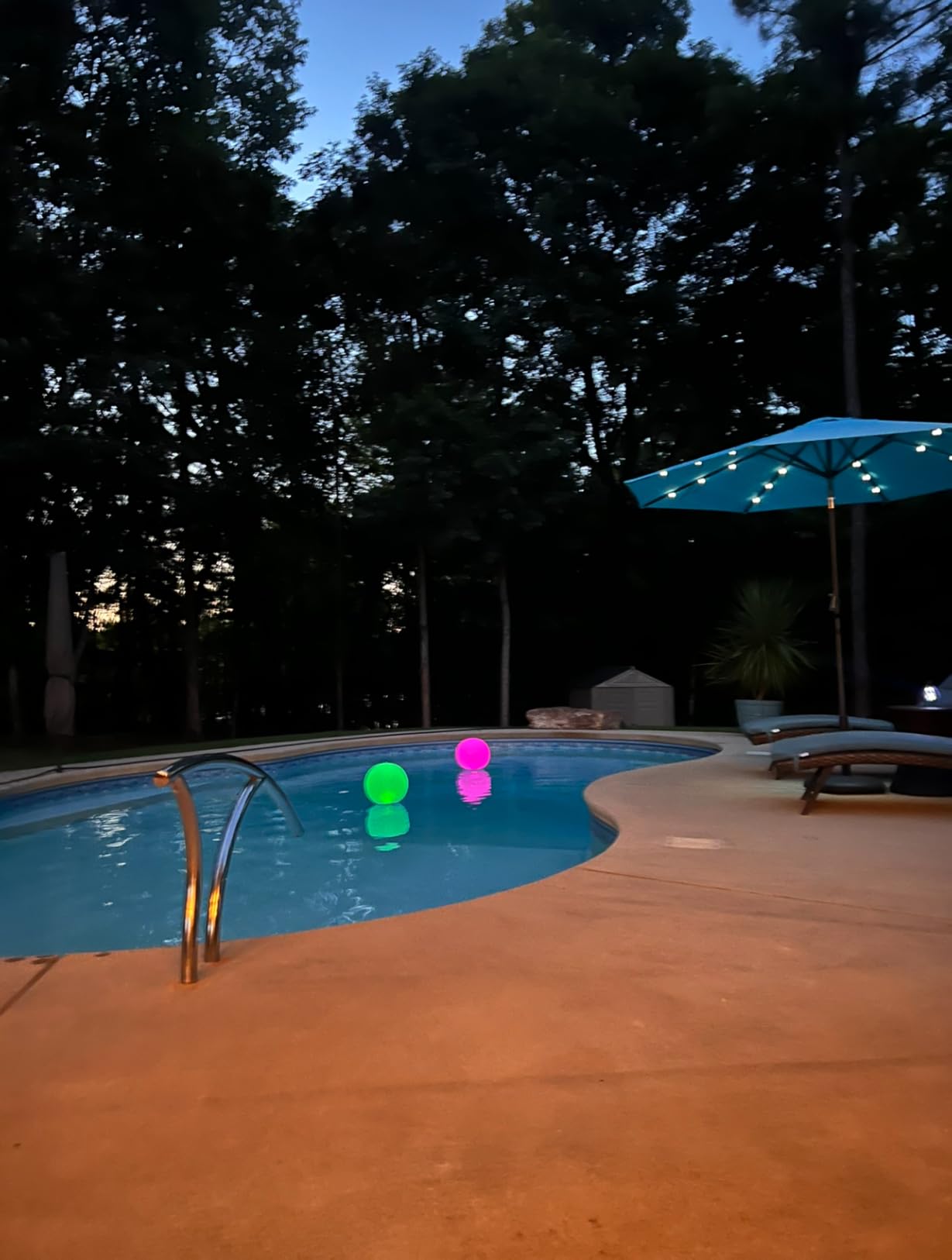 Floating Pool Lights Inflatable Waterproof IP68 Solar Glow Globe,14” Outdoor Pool Ball Lamp 4 Color Changing LED Night Light, Party Decor for Swimming Pool,Beach,Garden,Backyard,Lawn,Pathway - 2 PCS customer photo 1