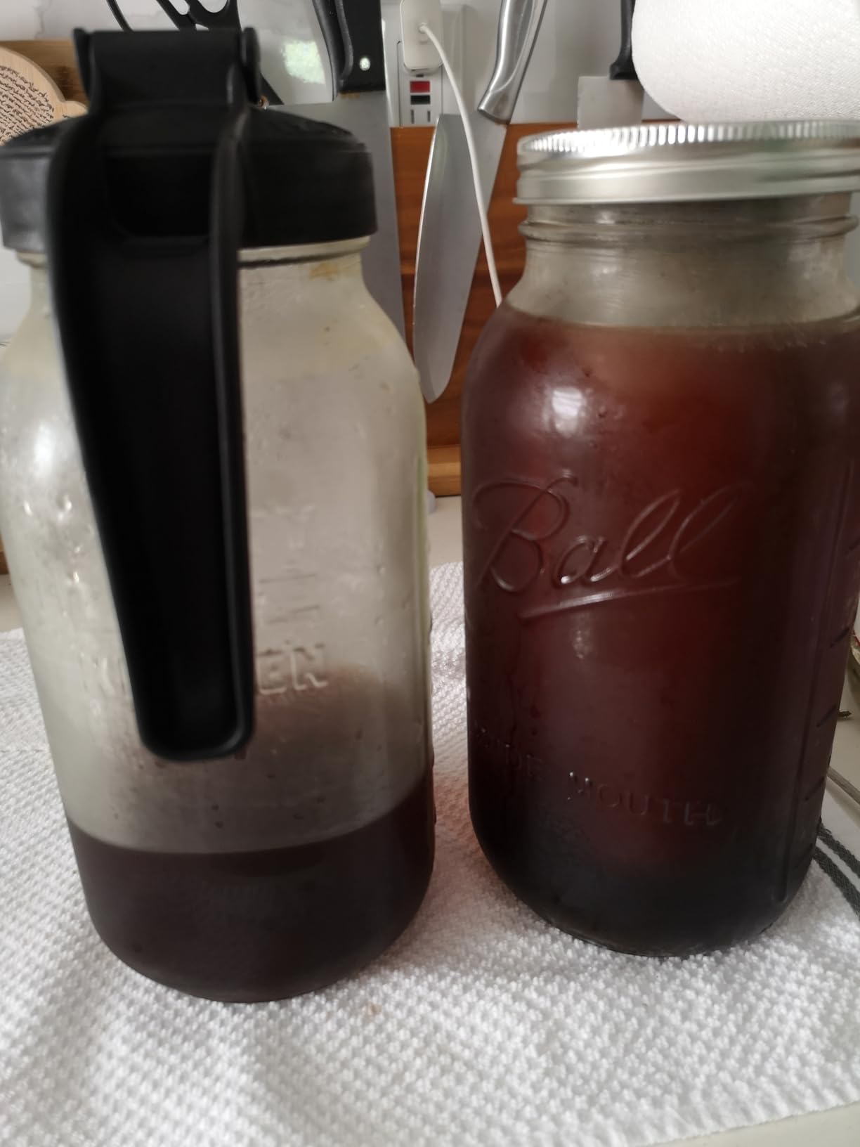 County Line Kitchen Glass Cold Brew Coffee Maker with Lid - Wide Mouth, 2 Quart (64 oz) - Heavy Duty, Leak Proof customer photo 2