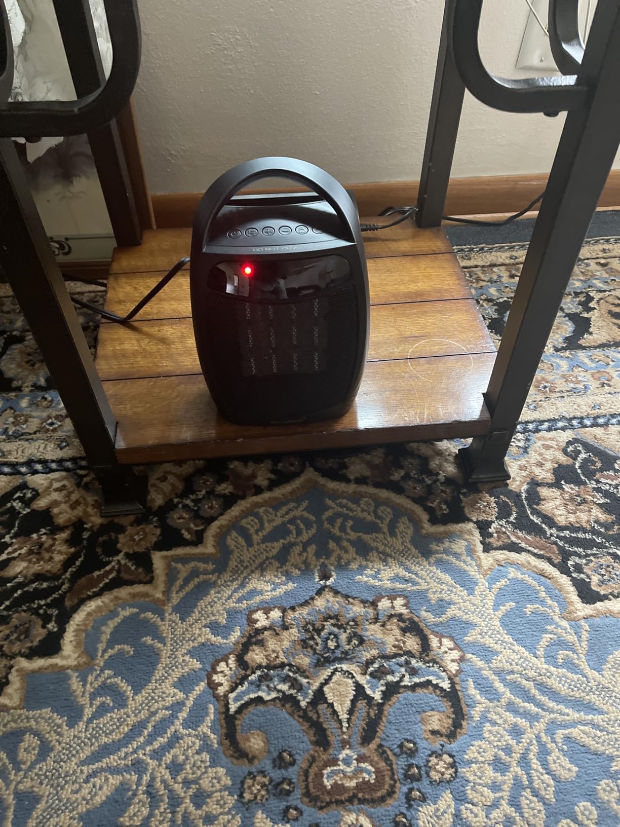 GiveBest Portable Electric Space Heater with Thermostat, 1500W/750W Safe and Quiet Ceramic Heater Fan, Heat Up 200 Square Feet for Office Room Desk Indoor Use, Silver customer photo 1