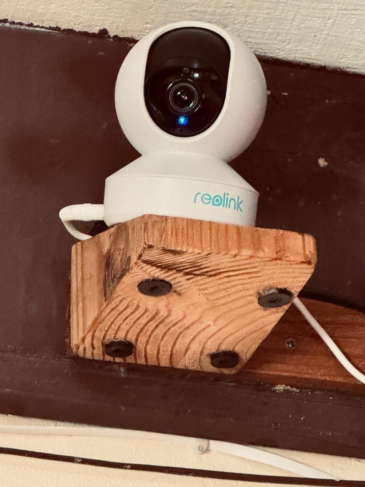 REOLINK 4MP 2K Indoor Camera E1, Plug-in WiFi 6 Security Camera | 360 Degree Pet Camera with Phone app, Baby Monitor with Person/Pet/Cry Detection, Night Vision, 2-Way Talk, Local Storage customer photo 2