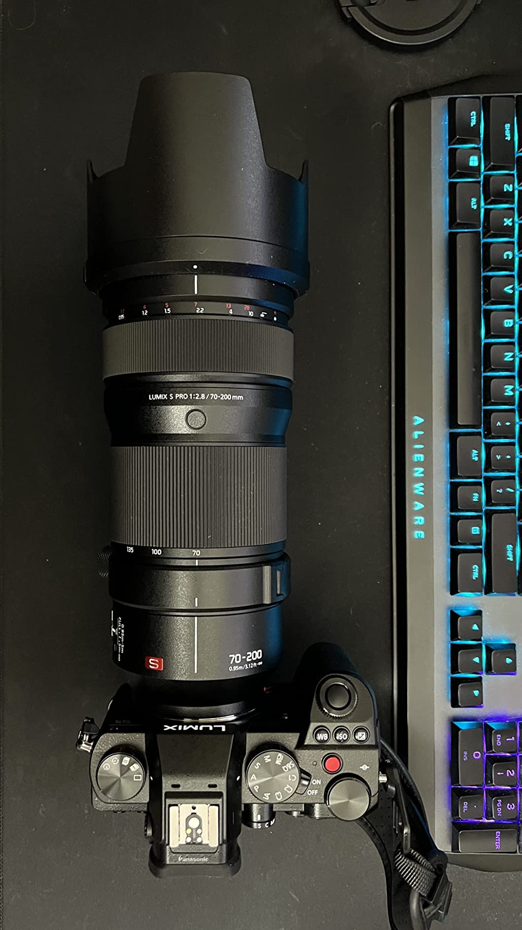 Panasonic LUMIX S PRO 70-200mm F2.8 Telephoto Lens, Full-Frame L Mount, Optical Image Stabilizer and Dust/Splash/Freeze-Resistant for LUMIX S Series Mirrorless Cameras - S-E70200 (USA) - Customer Photo 1