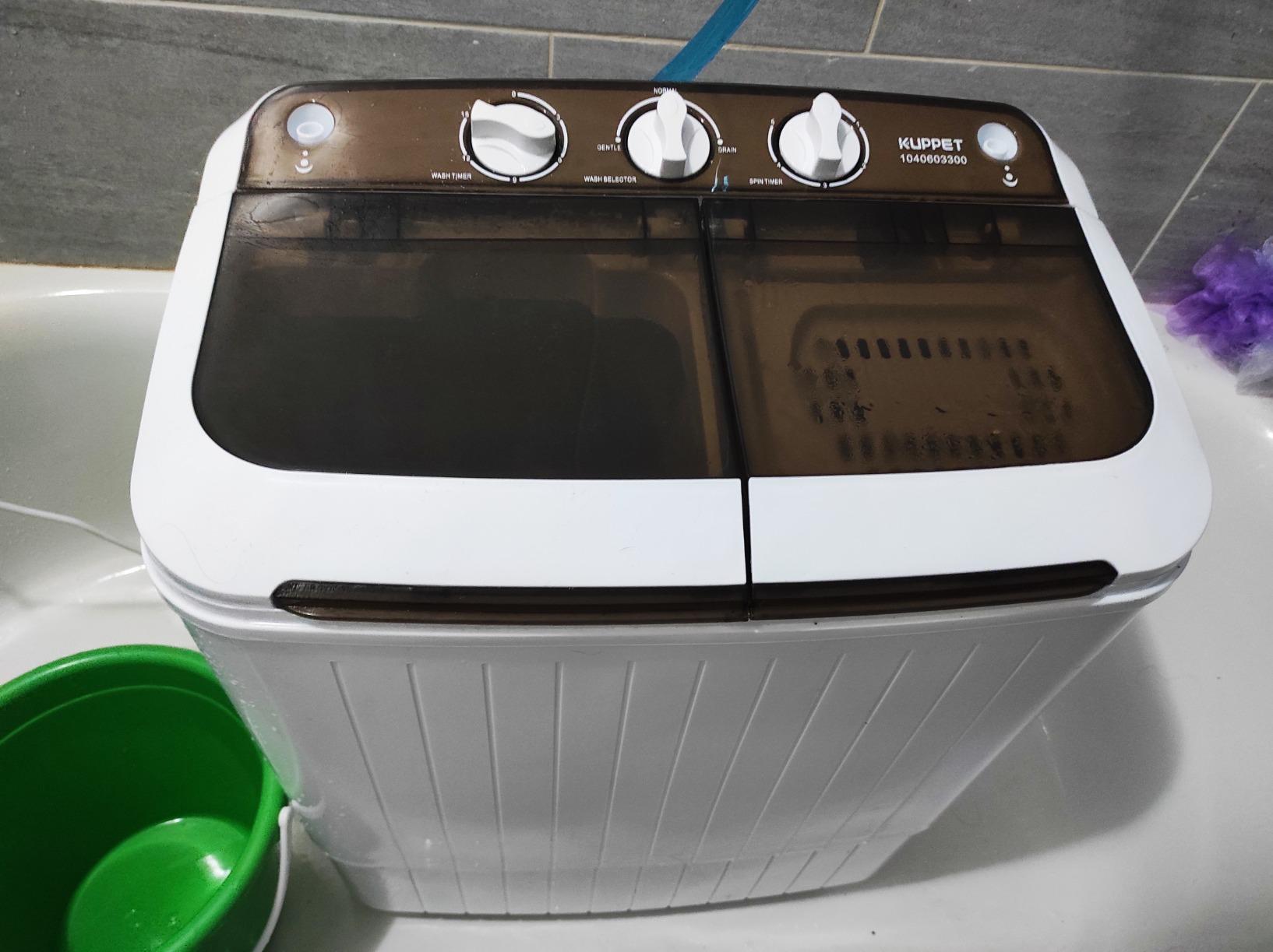 KUPPET Washing Machine, 16.5lbs Compact Twin Tub Wash&Spin Combo for Apartment, Dorms, RVs, Camping and More, White&Brown Customer Review KUPPET Washing Machine, 16.5lbs Compact Twin Tub Wash&Spin Combo for Apartment, Dorms, RVs, Camping and More, White&Brown - Customer Photo 2