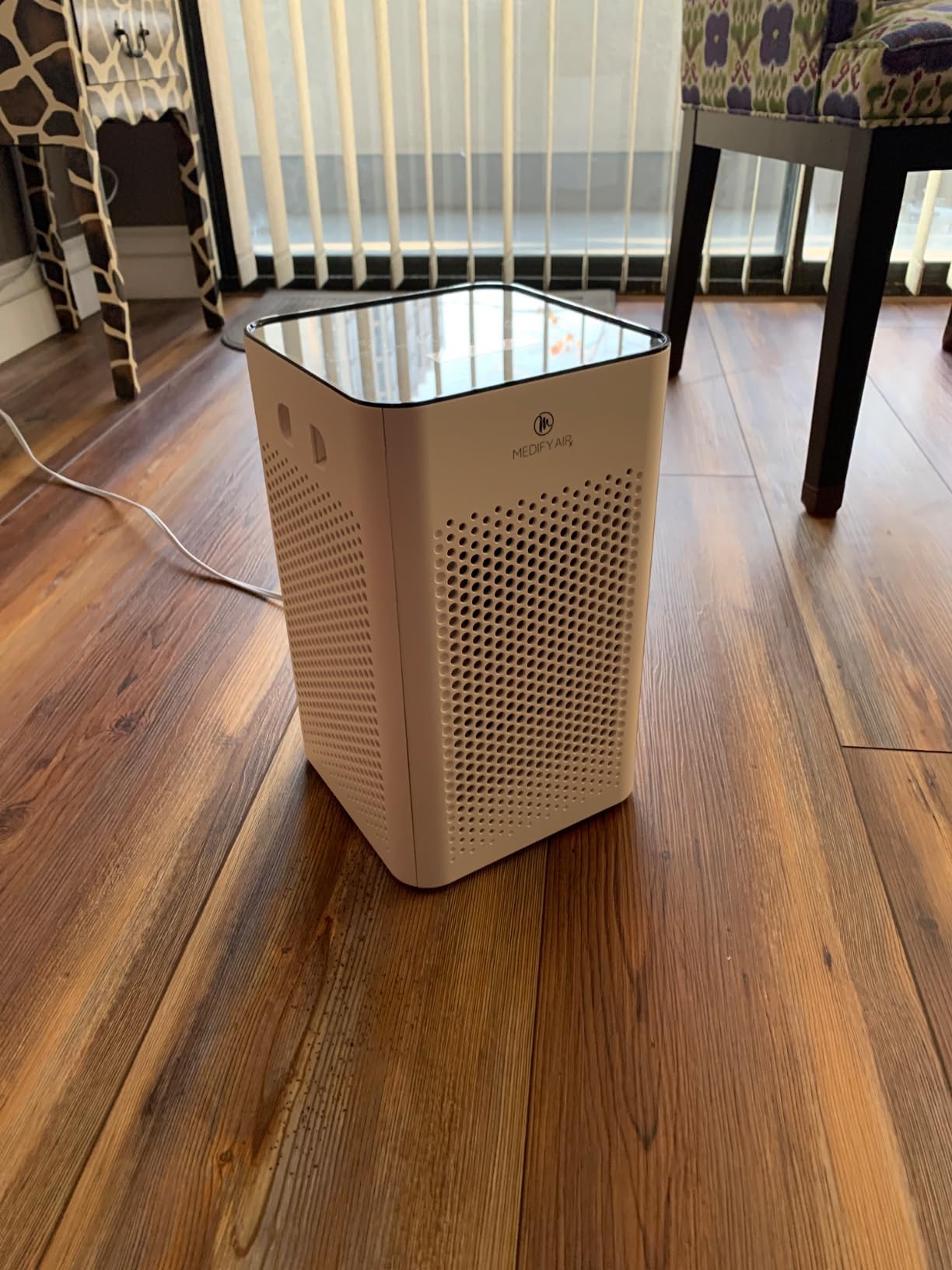 Medify MA-25 Air Purifier with True HEPA H13 Filter | 825 ft² Coverage in 1hr for Allergens, Smoke, Wildfires, Odors, Pollen, Pet Dander | Quiet 99.9% Removal to 0.1 Microns | White Customer Review Medify MA-25 Air Purifier with True HEPA H13 Filter | 825 ft² Coverage in 1hr for Allergens, Smoke, Wildfires, Odors, Pollen, Pet Dander | Quiet 99.9% Removal to 0.1 Microns | White - Customer Photo 2