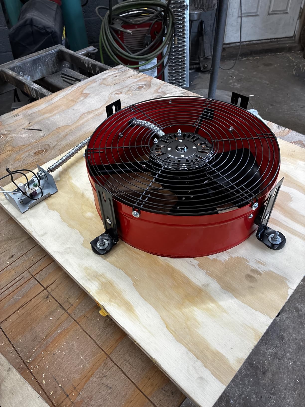 Maxx Air Professional Grade Gable Mount | Power Attic Ventilator, 2.6-Amp 60-Hz Motor and 14-Inch Blade | Quiet Home Attic Fan 1300 CFM | 1,850 SQ. FT. Customer Review Maxx Air Professional Grade Gable Mount | Power Attic Ventilator, 2.6-Amp 60-Hz Motor and 14-Inch Blade | Quiet Home Attic Fan 1300 CFM | 1,850 SQ. FT. - Customer Photo 1