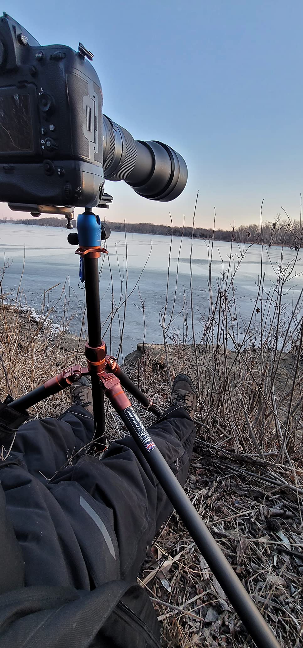 3 Legged Thing Pro Range 2.0 Winston 2.0 Kit Carbon Fibre Tripod System - Adjustable Camera Tripod with 3 Counterfold Detachable Legs for Monopod Conversion (IE-RG44-9V3D) (Bronze) Customer Review 3 Legged Thing Pro Range 2.0 Winston 2.0 Kit Carbon Fibre Tripod System - Adjustable Camera Tripod with 3 Counterfold Detachable Legs for Monopod Conversion (IE-RG44-9V3D) (Bronze) - Customer Photo 1
