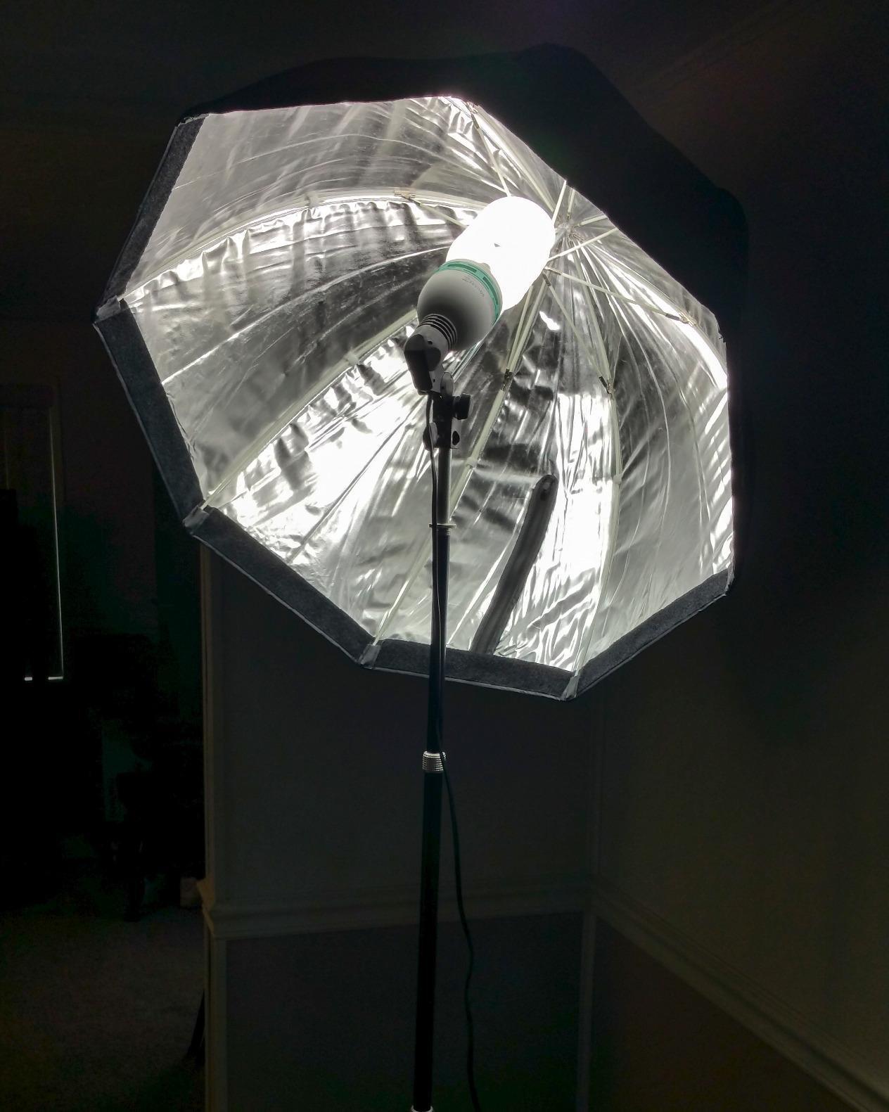 Neewer 37.5inches/95centimeters Octagon Softbox with Carrying Bag Compatible with Speedlite, Studio Flash, Portable Umbrella Soft Box for Photo Studio Portrait Product Photography - Customer Photo 2