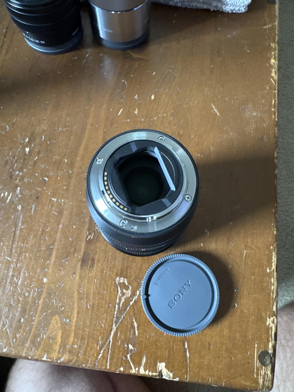 Sony FE 20mm F1.8 G Full-Frame Large-Aperture Ultra-Wide Prime Angle G Lens, Model: SEL20F18G,Black - Customer Photo 2