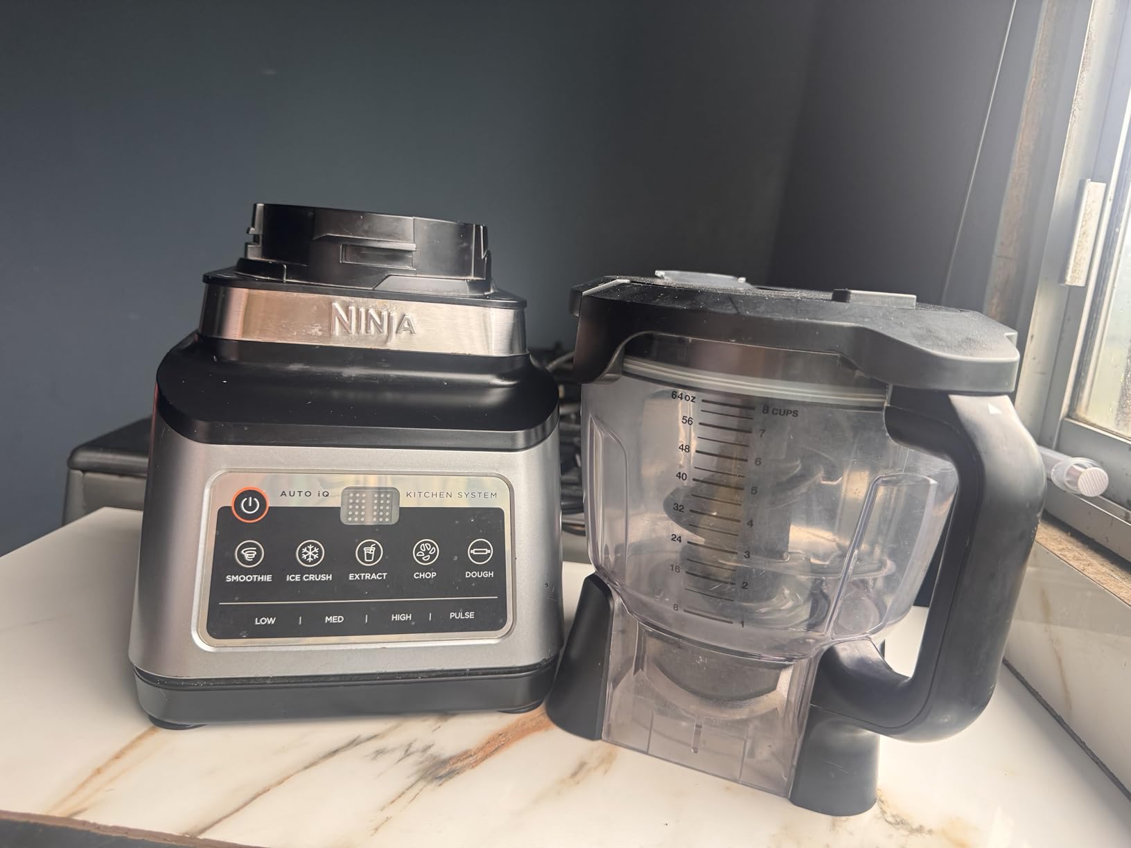 Ninja BN701 Professional Plus Blender, 1400 Peak Watts, 3 Functions for Smoothies, Frozen Drinks & Ice Cream with Auto IQ, 72-oz.* Total Crushing Pitcher & Lid, Dark Grey - Customer Photo 1