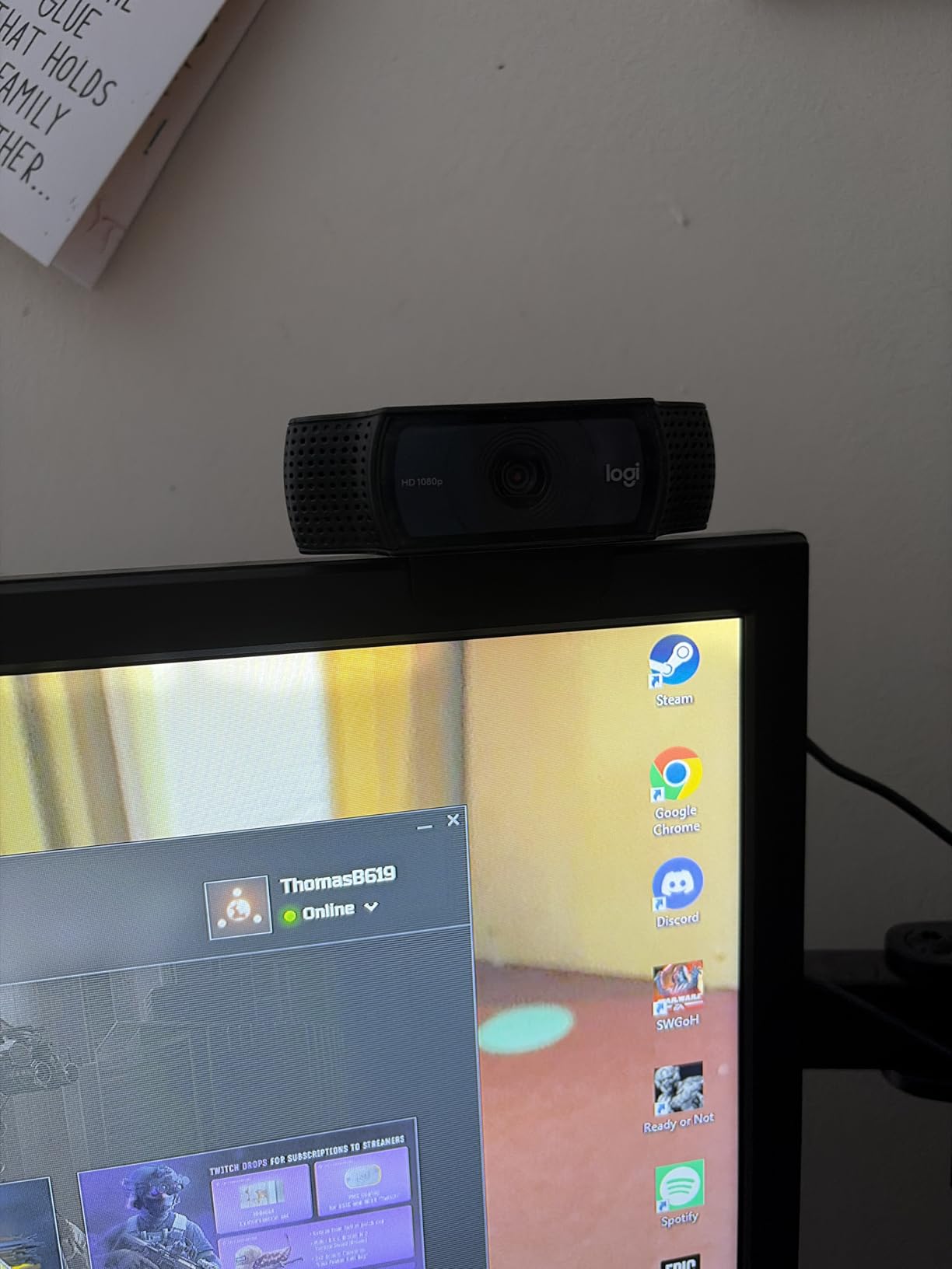Logitech C920x HD Pro PC Webcam, Full HD 1080p/30fps Video, Clear Audio, HD Light Correction, Works with Microsoft Teams, Google Meet, Zoom, Nintendo Switch 2's New GameChat Mode, Mac/Tablet- Black Customer Review Logitech C920x HD Pro PC Webcam, Full HD 1080p/30fps Video, Clear Audio, HD Light Correction, Works with Microsoft Teams, Google Meet, Zoom, Nintendo Switch 2's New GameChat Mode, Mac/Tablet- Black - Customer Photo 2