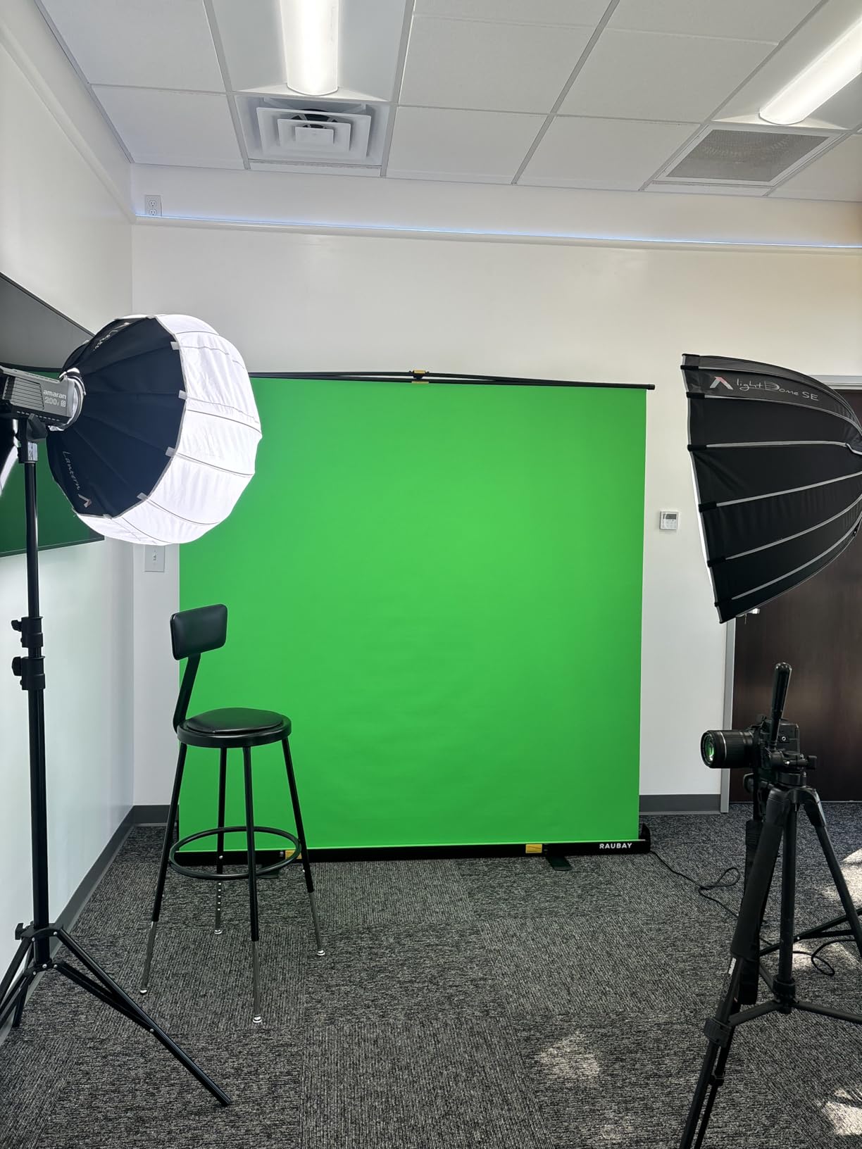 Aputure Lantern Softbox Soft Light Modifier,26inch, Quick-Setup Quick-Folding Aputure Space Light Upgraded for 300D Mark II 120D 120T 120D Mark II 300X and Other Bowens Mount Light Customer Review Aputure Lantern Softbox Soft Light Modifier,26inch, Quick-Setup Quick-Folding Aputure Space Light Upgraded for 300D Mark II 120D 120T 120D Mark II 300X and Other Bowens Mount Light - Customer Photo 2