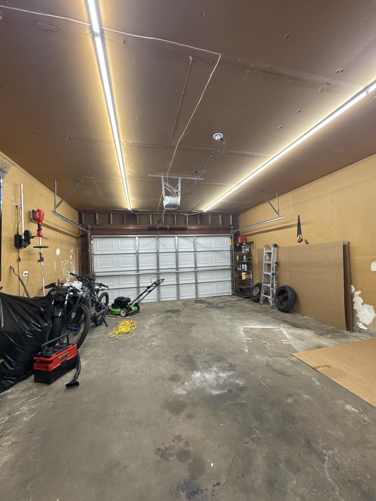 Super Bright 100w 8ft Led Shop Lights 10-Pack| 5000K 15000lm Linkable 8' Led Ceiling Garage Lighting Light Fixtures For Upgrades Garage Shop Workshop Warehouse Barn Lighting| Fluorescent Replacement Customer Review Super Bright 100w 8ft Led Shop Lights 10-Pack| 5000K 15000lm Linkable 8' Led Ceiling Garage Lighting Light Fixtures For Upgrades Garage Shop Workshop Warehouse Barn Lighting| Fluorescent Replacement - Customer Photo 2