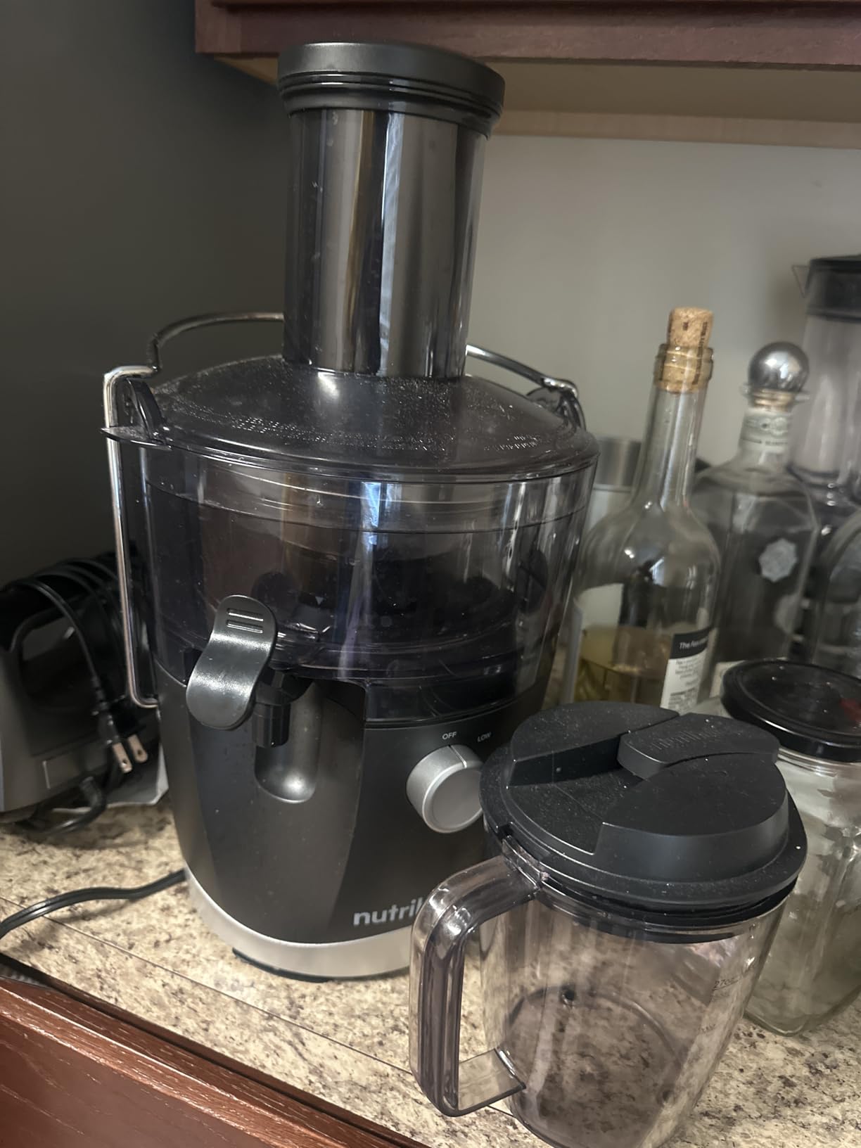 NutriBullet Juicer Centrifugal Juicer Machine for Fruit, Vegetables, and Food Prep, 27 Ounces/1.5 Liters, 800 Watts, Gray NBJ50100 Customer Review NutriBullet Juicer Centrifugal Juicer Machine for Fruit, Vegetables, and Food Prep, 27 Ounces/1.5 Liters, 800 Watts, Gray NBJ50100 - Customer Photo 1