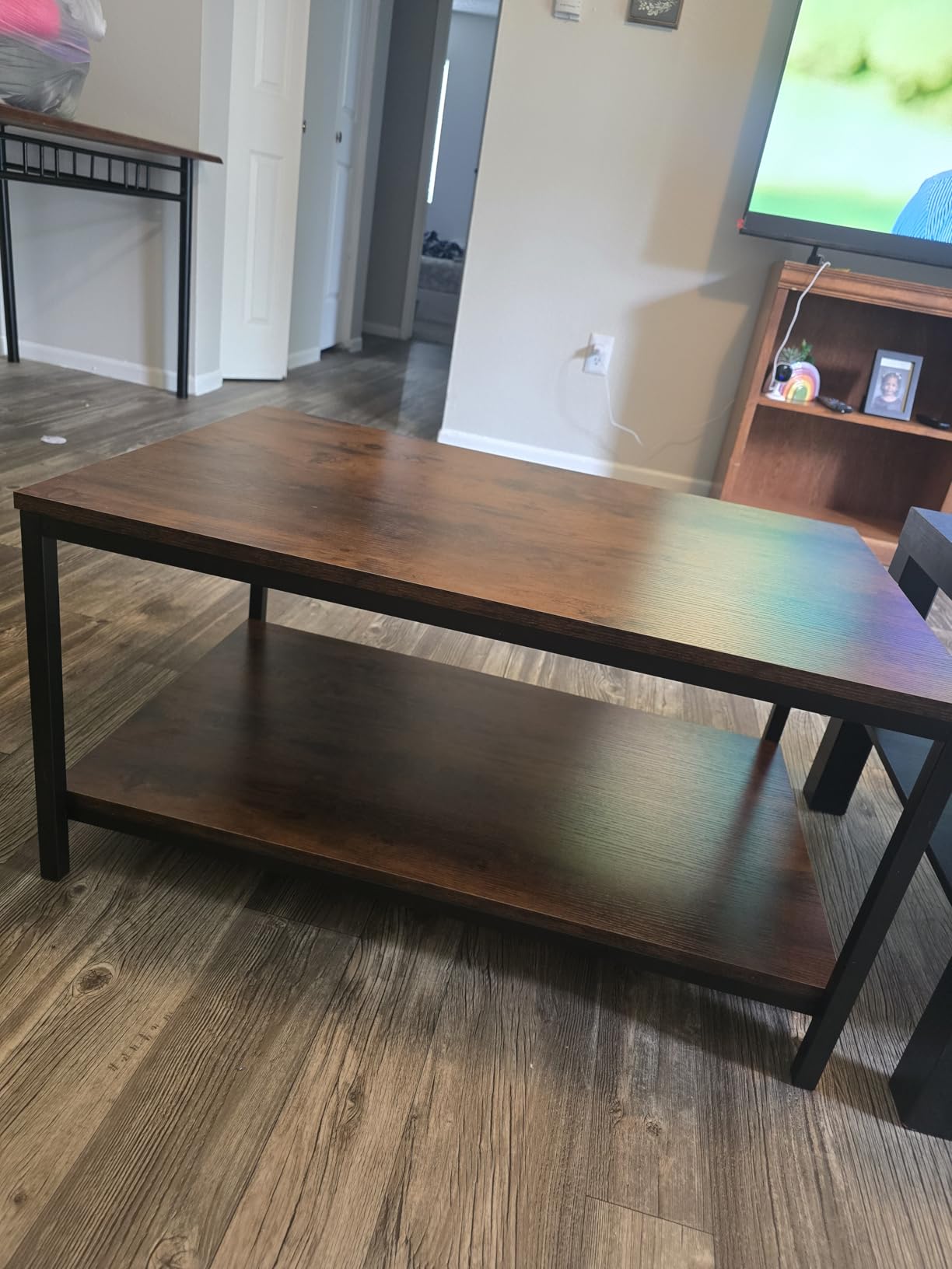 SUPER DEAL 2-Tier Industrial Coffee Table with Storage Shelf for Small Apartment Living Room, Rectangle Wood and Stable Metal TV Stand Side End Table, Rustic Brown Customer Review SUPER DEAL 2-Tier Industrial Coffee Table with Storage Shelf for Small Apartment Living Room, Rectangle Wood and Stable Metal TV Stand Side End Table, Rustic Brown - Customer Photo 2