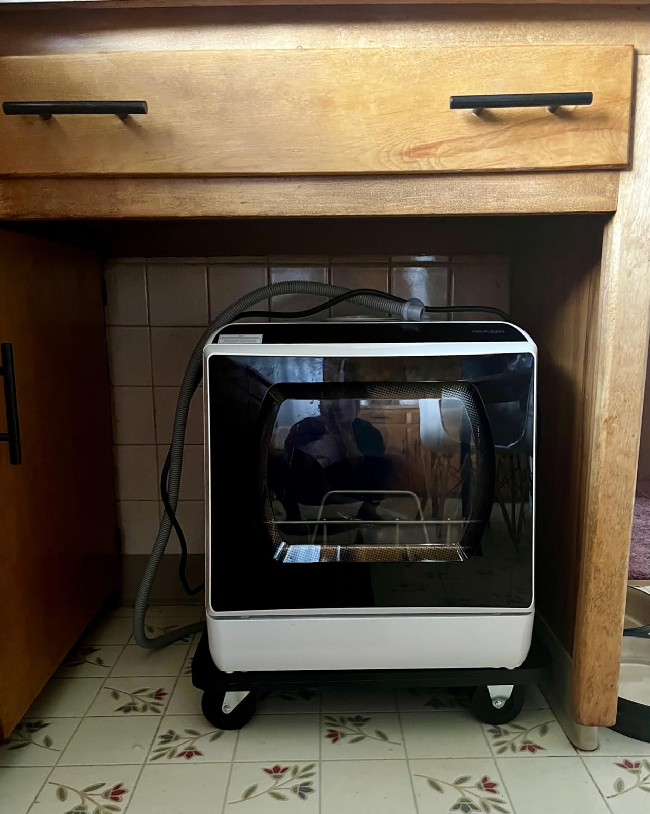 AIRMSEN Portable Countertop Dishwashers, 5 Washing Programs Mini Dishwashers with 5 L Built-in Water Tank and Double-layered Glass Door, No Hookup Needed for Home, Apartments & RVs customer photo 1