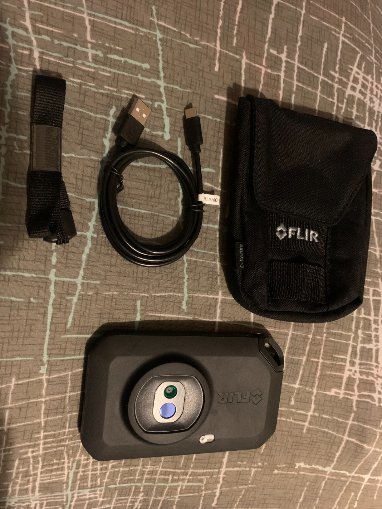 FLIR C3-X Compact Thermal Imaging Camera with Wifi: High Resolution Infrared Imager for Inspection, Electrical/Mechanical, Building, and HVAC Applications Customer Review FLIR C3-X Compact Thermal Imaging Camera with Wifi: High Resolution Infrared Imager for Inspection, Electrical/Mechanical, Building, and HVAC Applications - Customer Photo 1