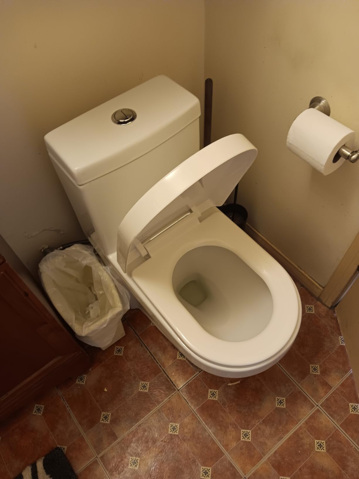 HOROW HWMT-8733U Small Compact One Piece Toilet, Power Dual Flush Toilet For Bathroom, Water Saving Toilet With Soft Closing Seat, Quick Release & UF Seat, White Toilet Bowl, 12'' Rough-in Customer Review HOROW HWMT-8733U Small Compact One Piece Toilet, Power Dual Flush Toilet For Bathroom, Water Saving Toilet With Soft Closing Seat, Quick Release & UF Seat, White Toilet Bowl, 12'' Rough-in - Customer Photo 1